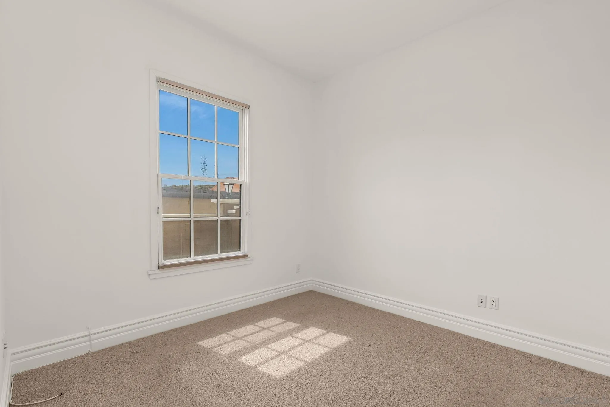 https://cdn.realtyfeed.com/cdn/127/260003927/393ec7c744522110feb4ddcb375f0ba2.webp