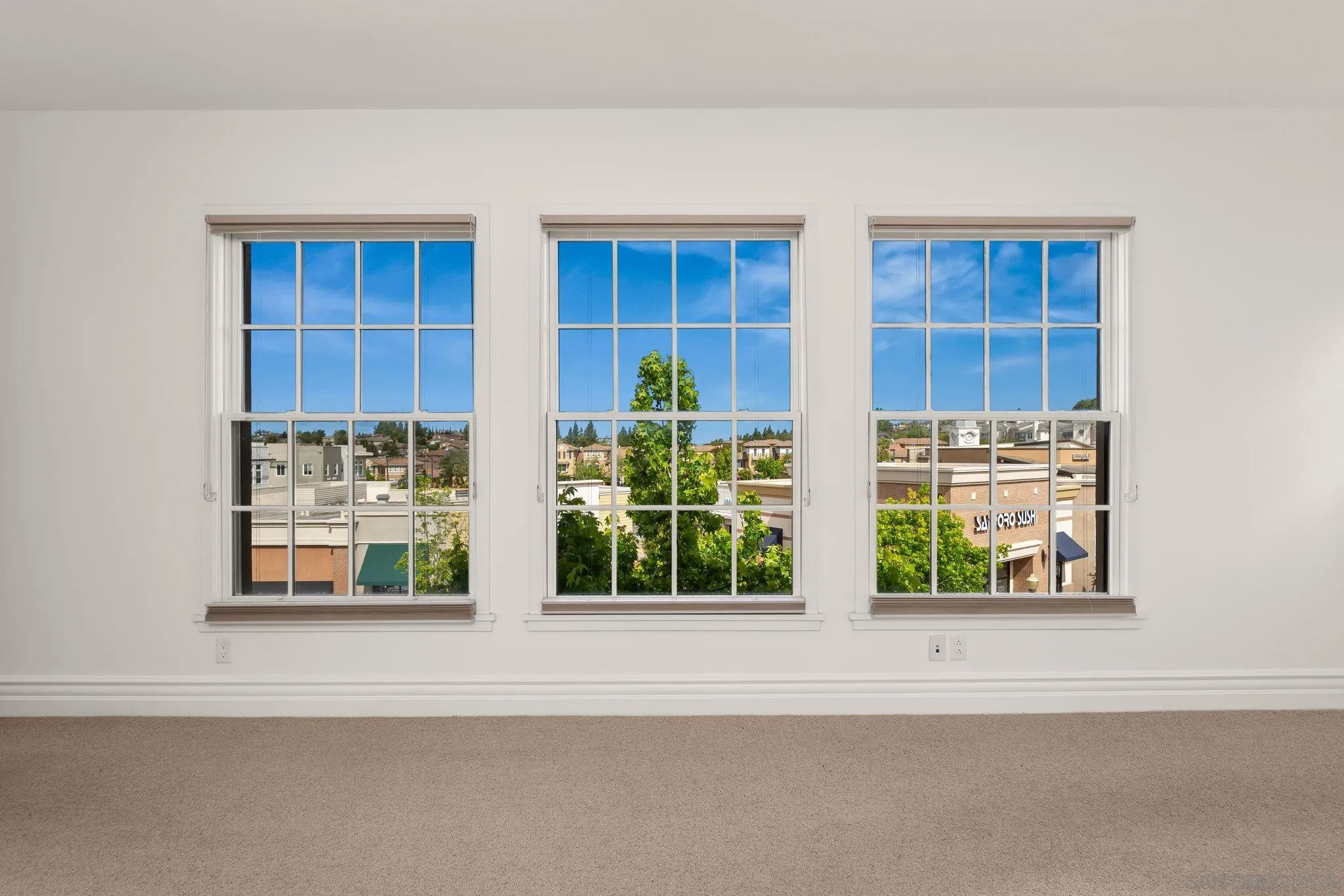 https://cdn.realtyfeed.com/cdn/127/260003927/3a0820904004909fb75bacb10d8f8c8a.webp