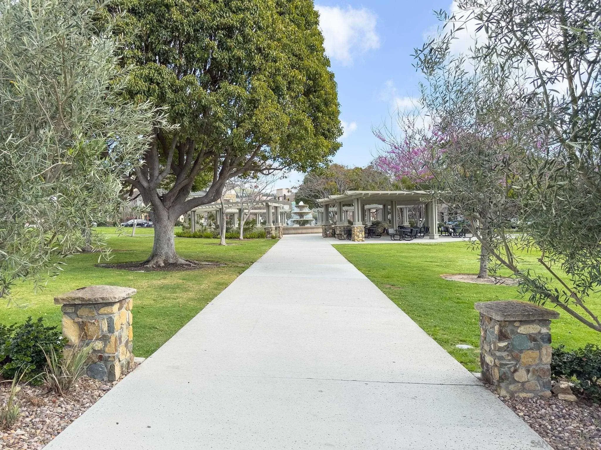 https://cdn.realtyfeed.com/cdn/127/260003927/3e0a4af0087d586fa5811a9d22c2023f.webp