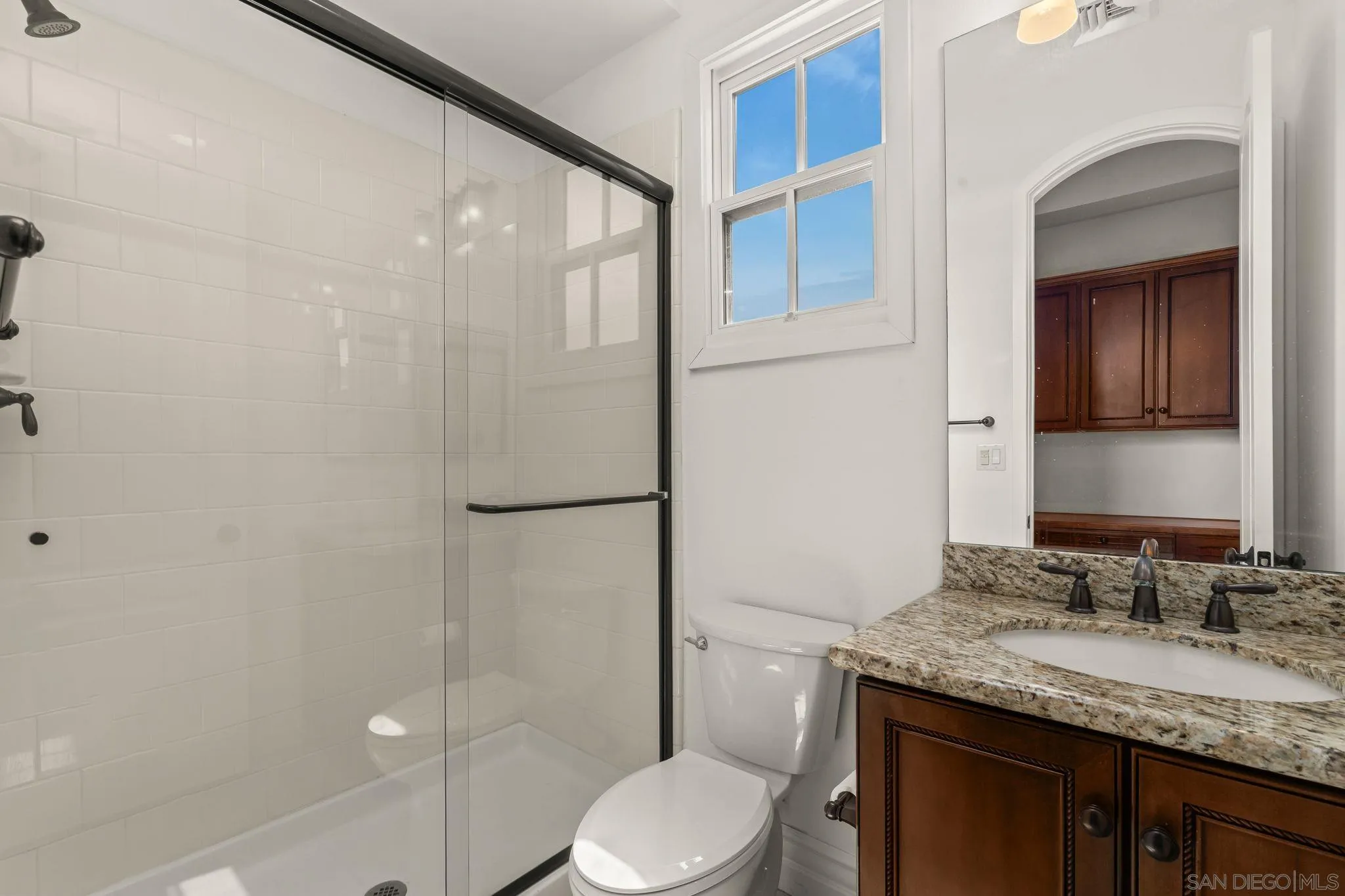 https://cdn.realtyfeed.com/cdn/127/260003927/b15d1fbde19da9802a6e25faac9fe9db.webp