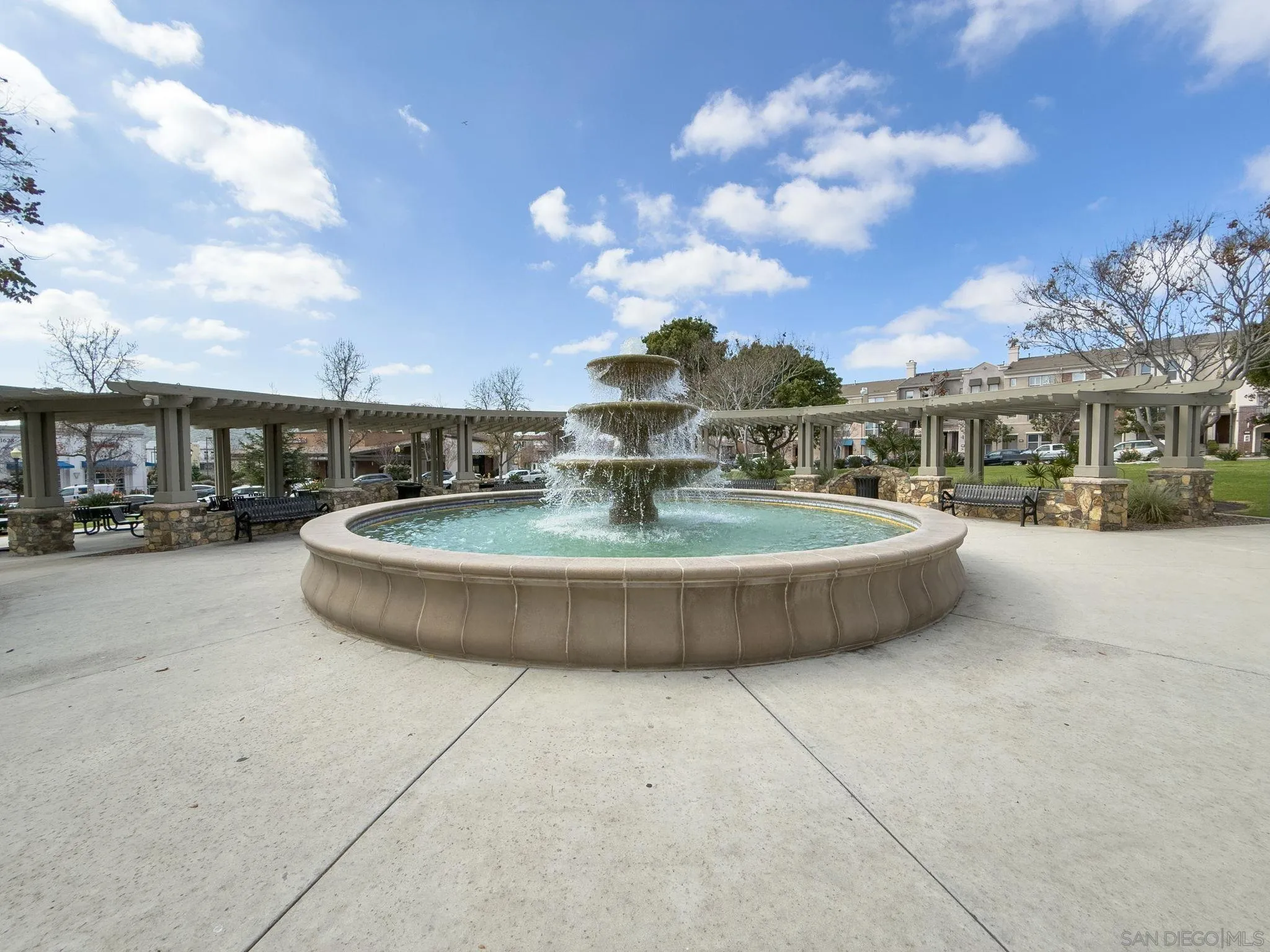 https://cdn.realtyfeed.com/cdn/127/260003927/f1c407cf09788ee153fec7209d78ef20.webp