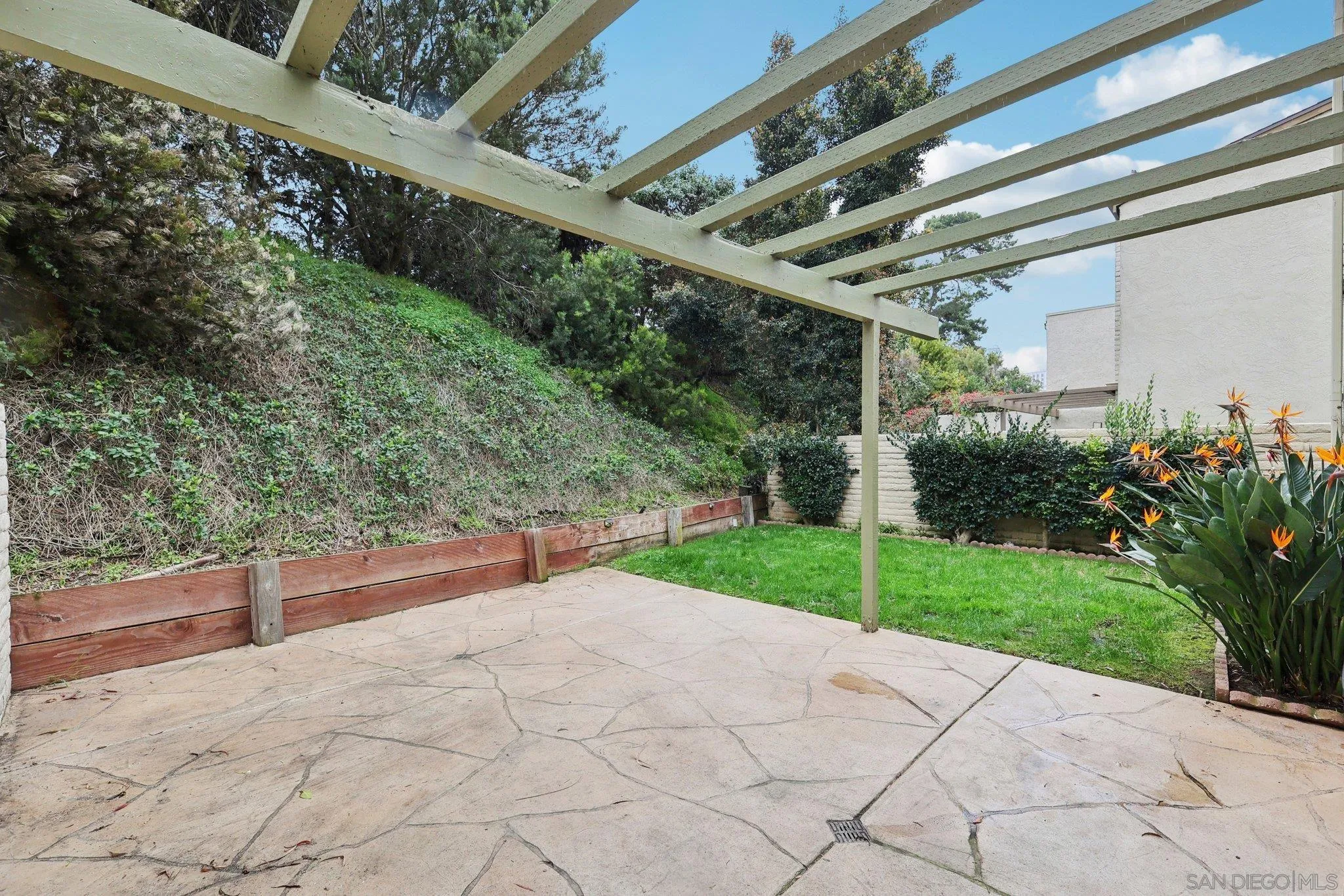 Photo #34: 260003928 Listing: Photo #34