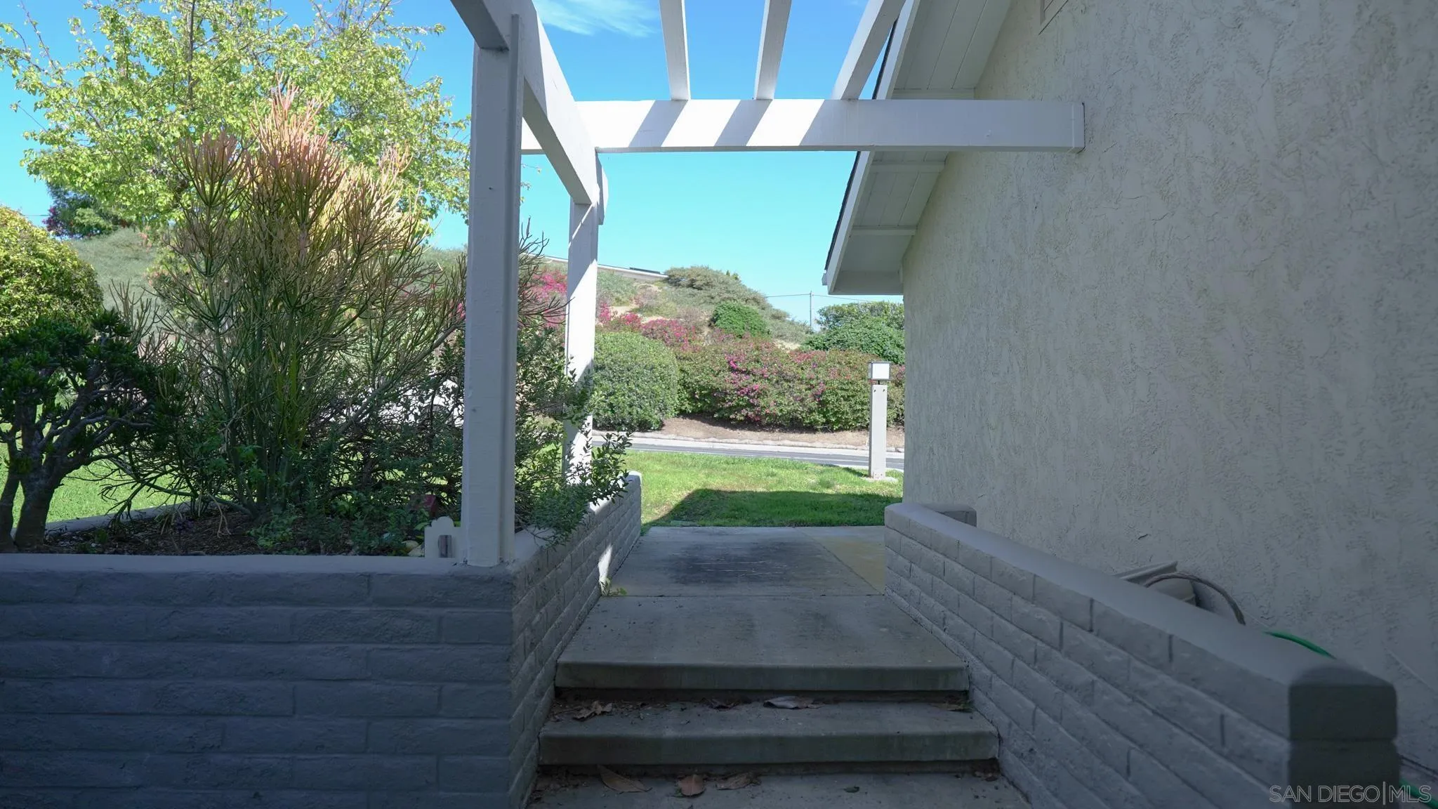 https://cdn.realtyfeed.com/cdn/127/260003929/a316d27b6b16c9e96426245c58670394.webp