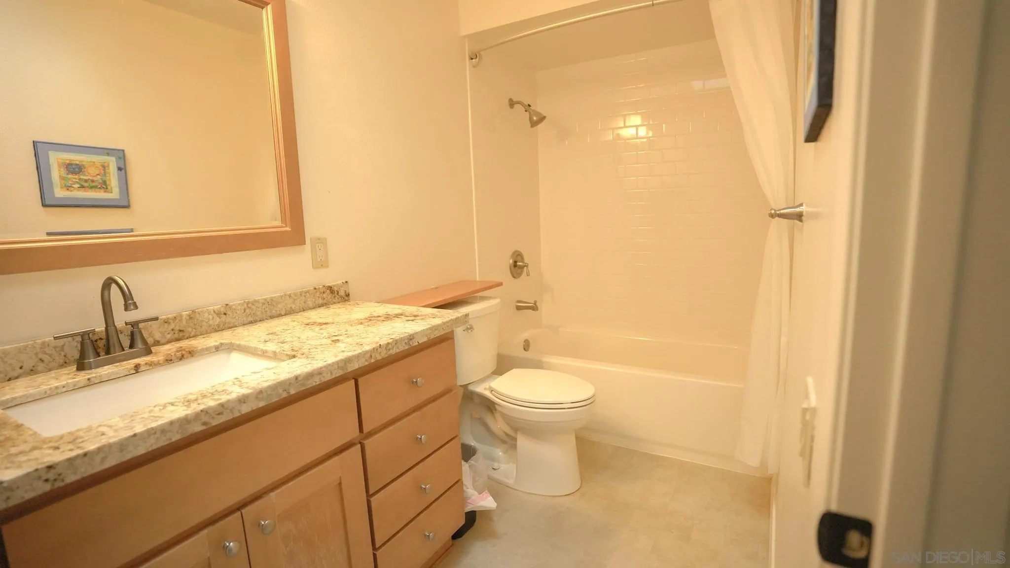 https://cdn.realtyfeed.com/cdn/127/260003929/ca7abad4a68484e889c8b317f0e98bbc.webp