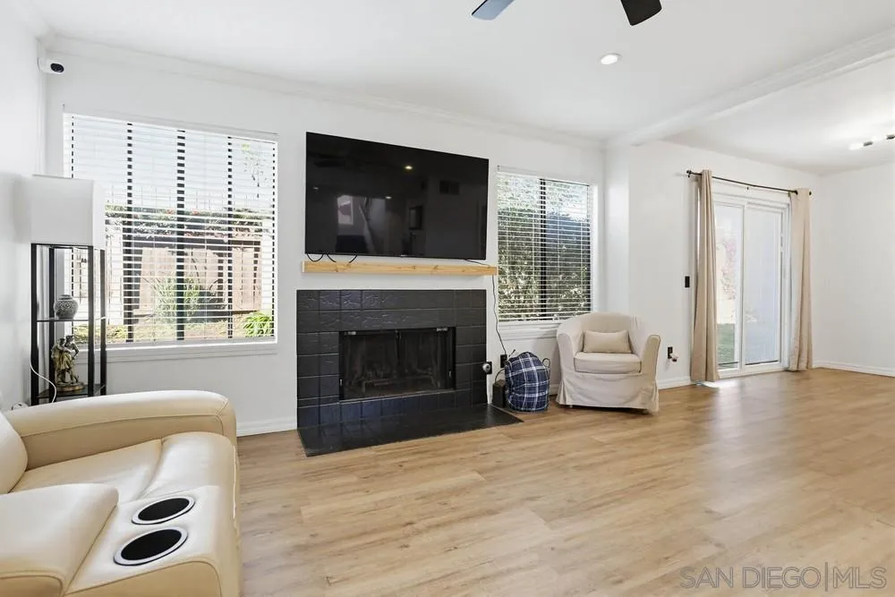 https://cdn.realtyfeed.com/cdn/127/260003930/6e79b30eb225a45a6215c2ad6fc7caf5.webp