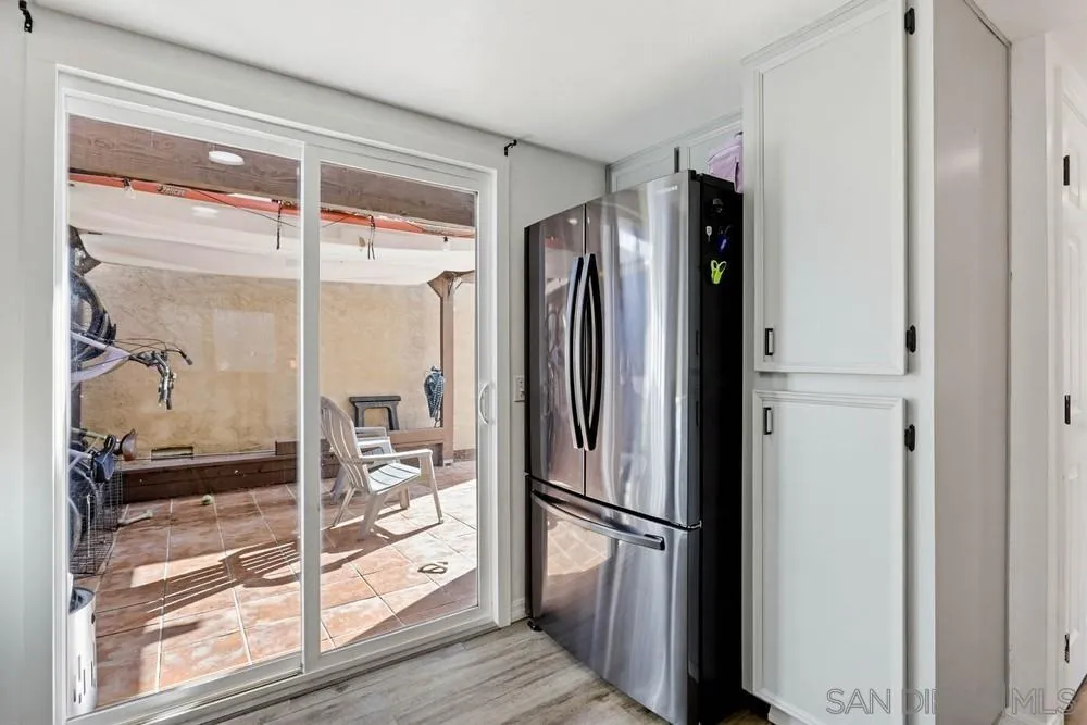 https://cdn.realtyfeed.com/cdn/127/260003930/9487fcc10d77eceb4dd32557caf541c7.webp