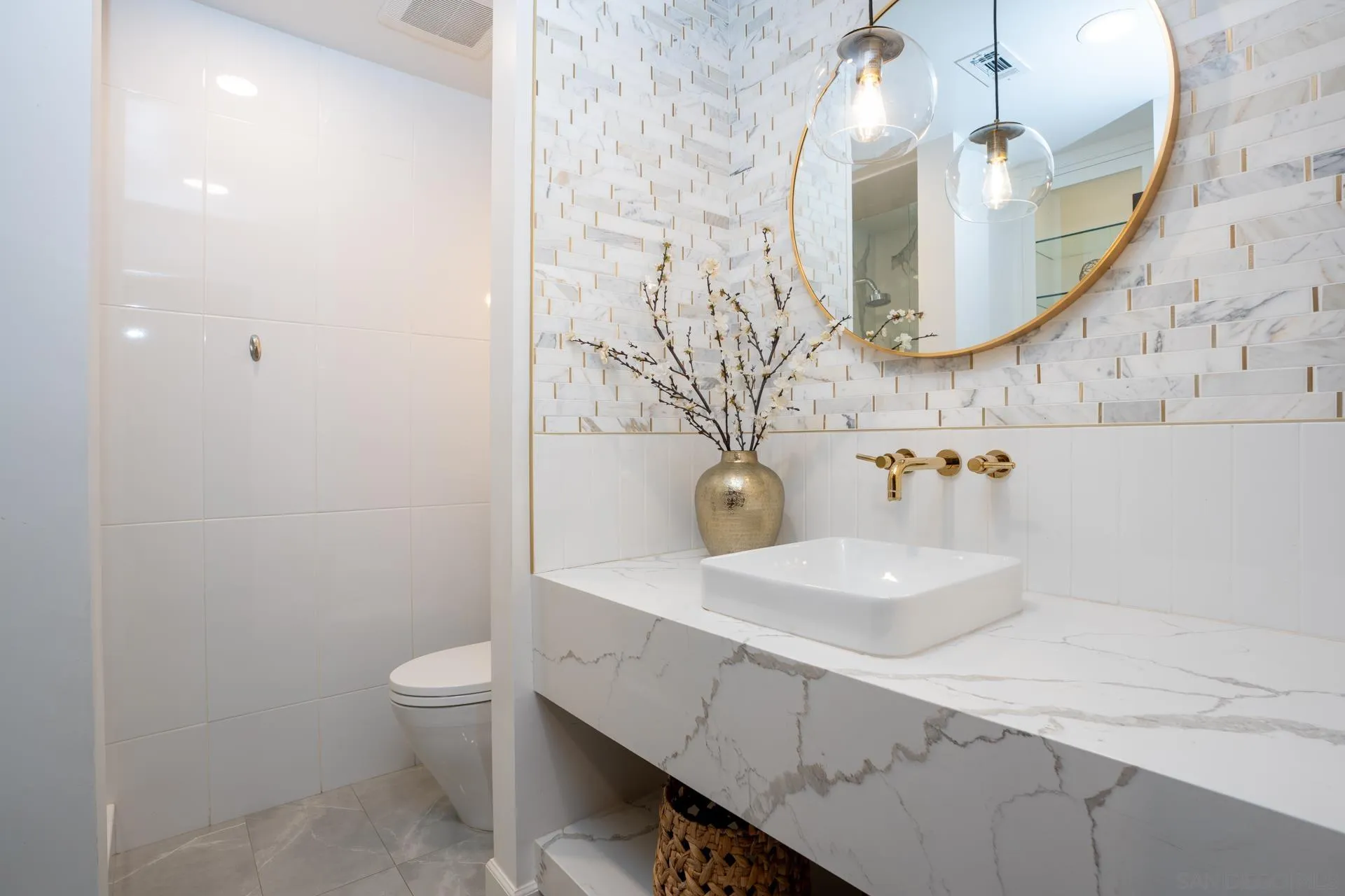 https://cdn.realtyfeed.com/cdn/127/260003936/d00566b7a91561c0f84d39bc0da17361.webp