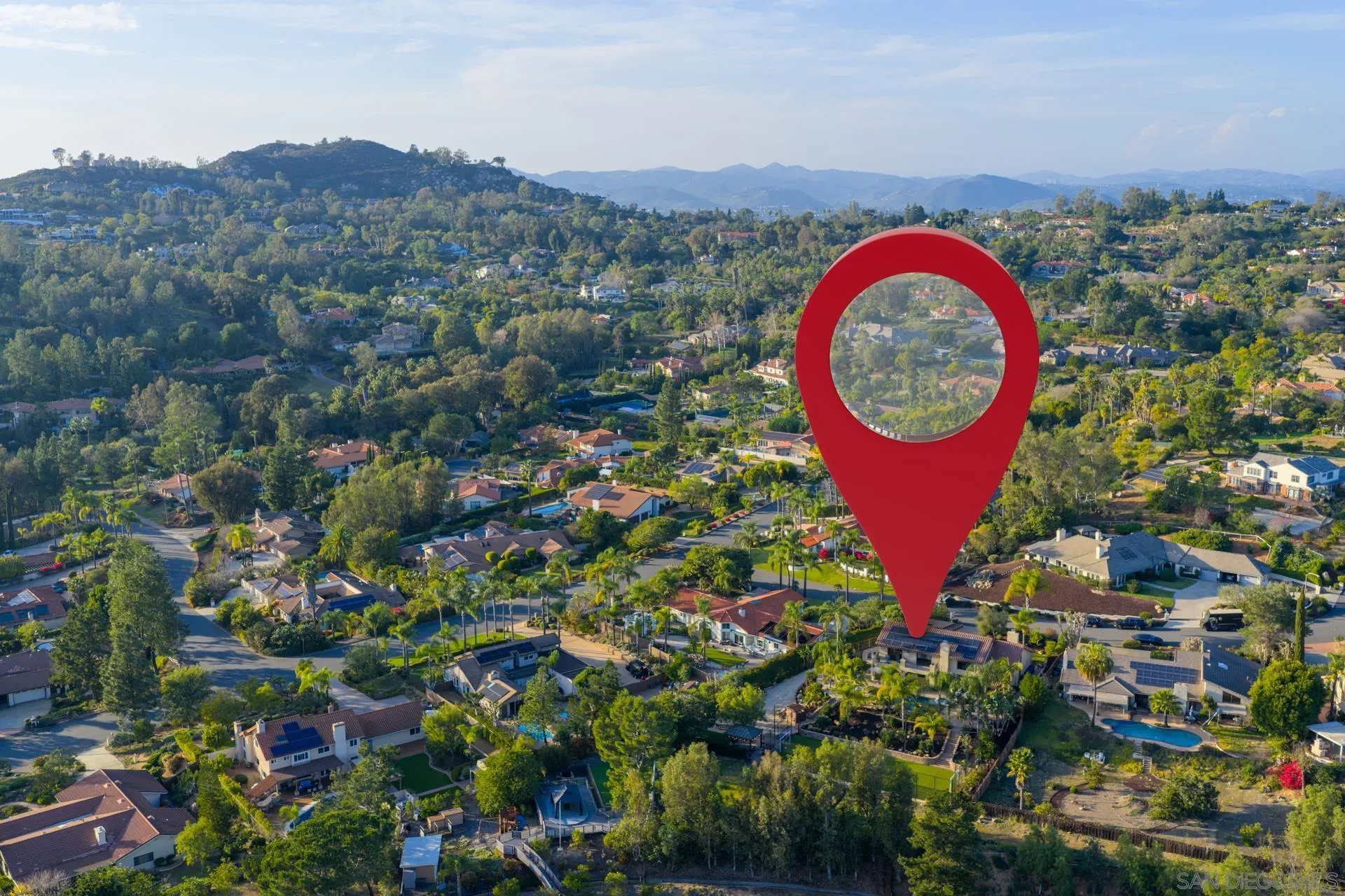 https://cdn.realtyfeed.com/cdn/127/260003936/dd9923265cb47d0c07c69933b755a1d0.webp