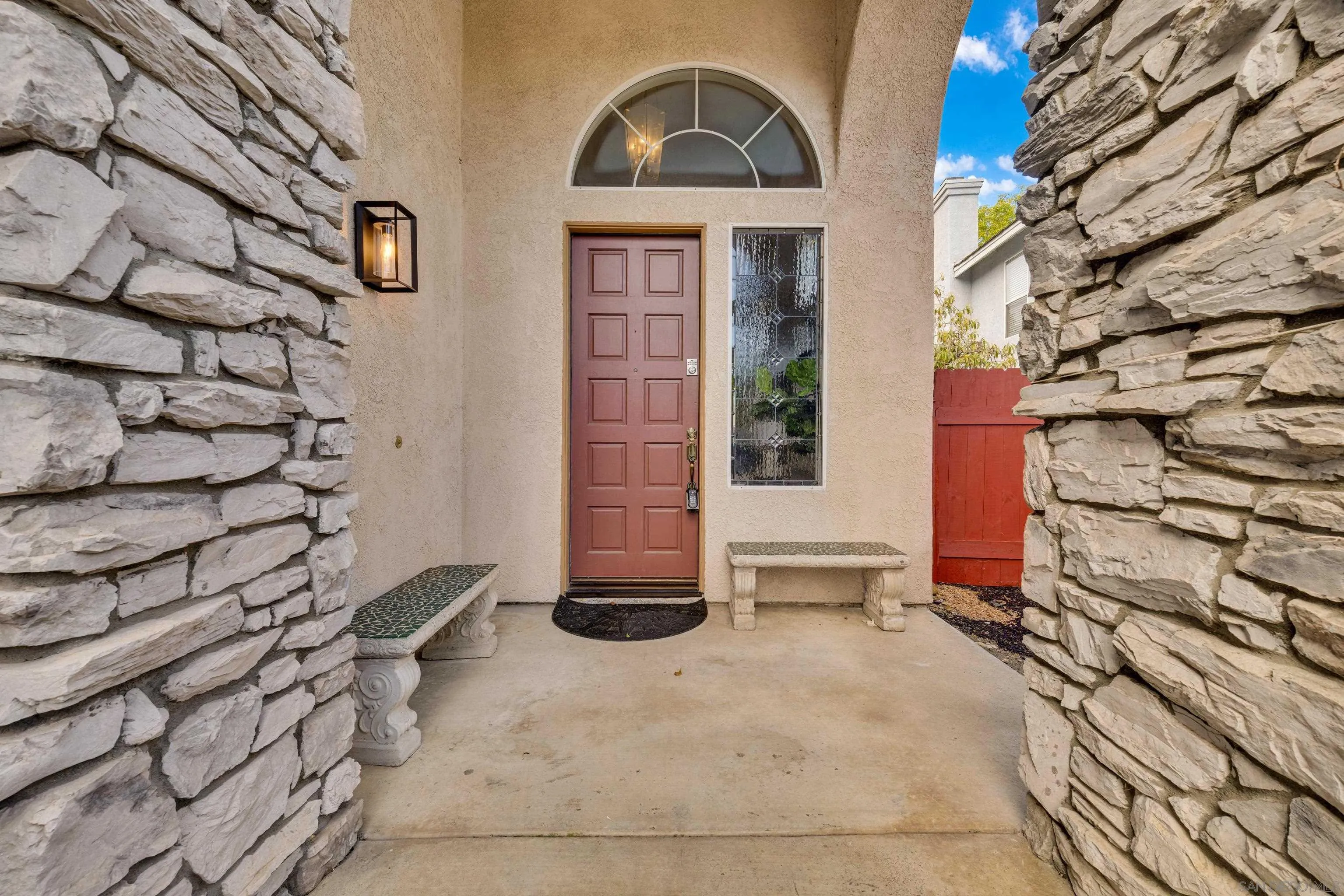 https://cdn.realtyfeed.com/cdn/127/260003940/3a76f35cedc73b33d49ad27a8183584b.webp