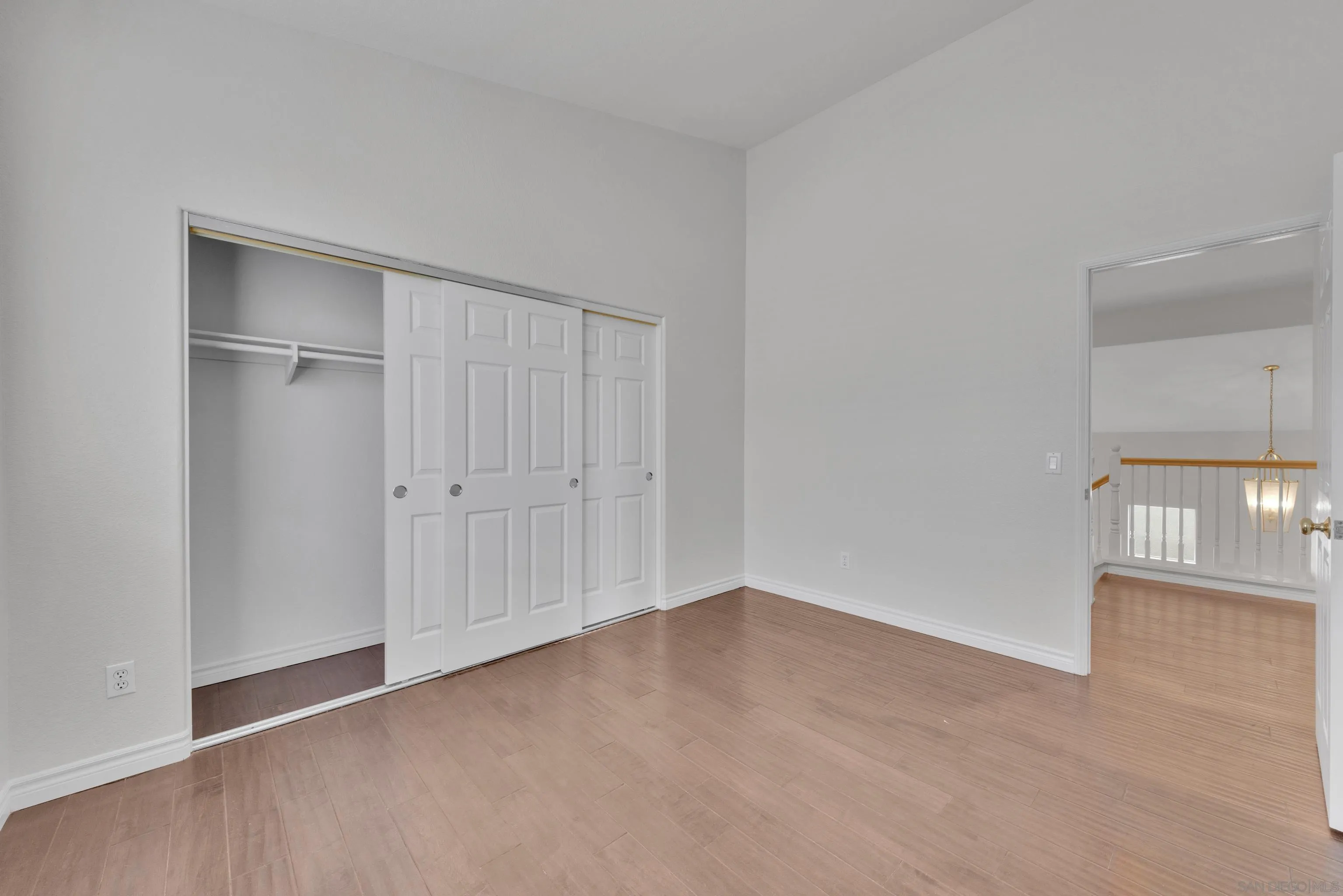https://cdn.realtyfeed.com/cdn/127/260003940/66643d97ada5437672a231d9ec751254.webp