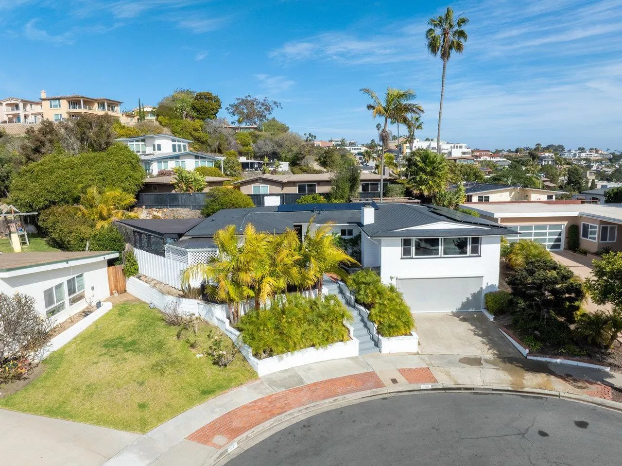 https://cdn.realtyfeed.com/cdn/127/260003942/3176b18cd6aa1d319f6d29bb4c6d11c9.webp