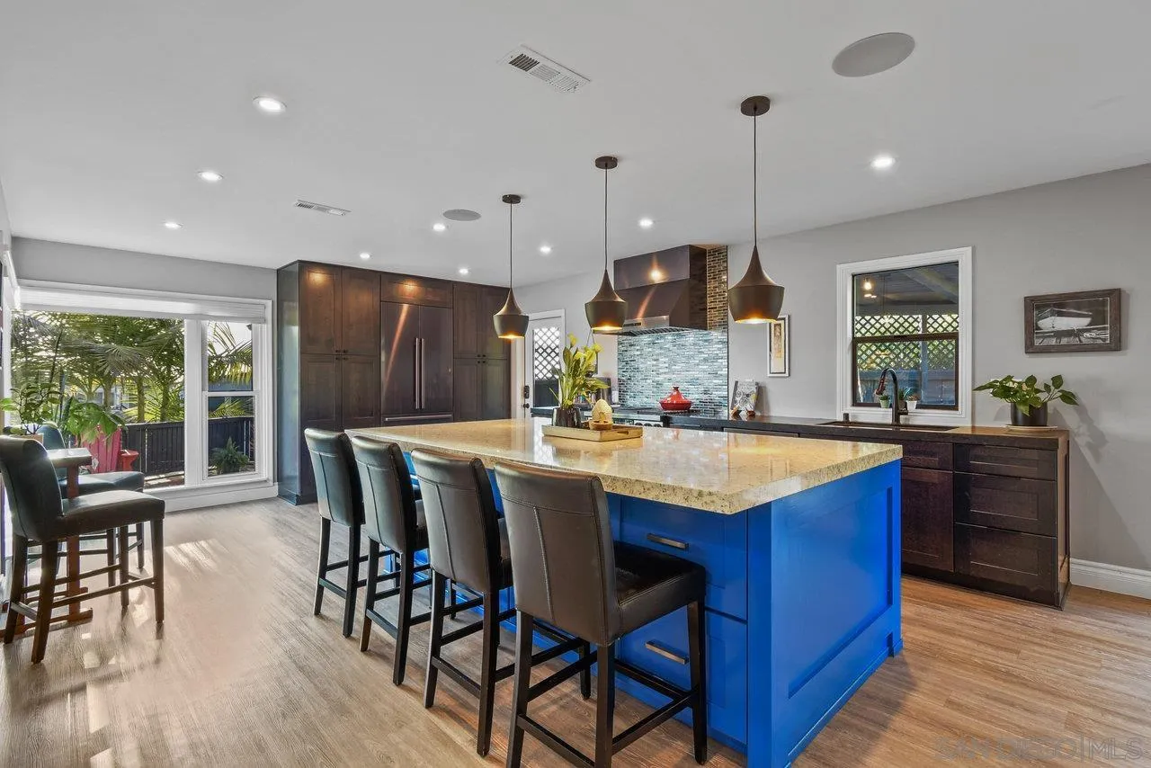 https://cdn.realtyfeed.com/cdn/127/260003942/67998897de6497860ae85d2f72ba5306.webp