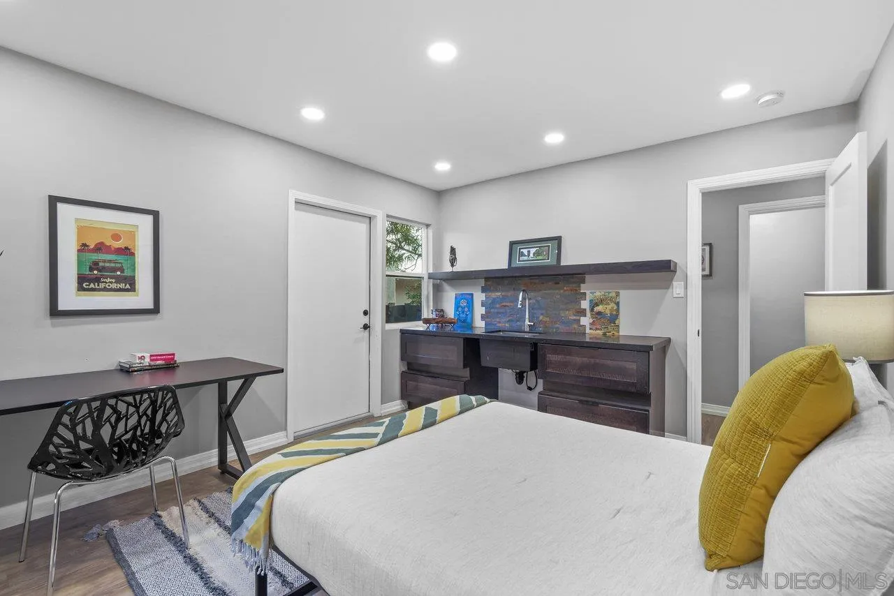 https://cdn.realtyfeed.com/cdn/127/260003942/9017af966404906f733a1cfa90d64551.webp