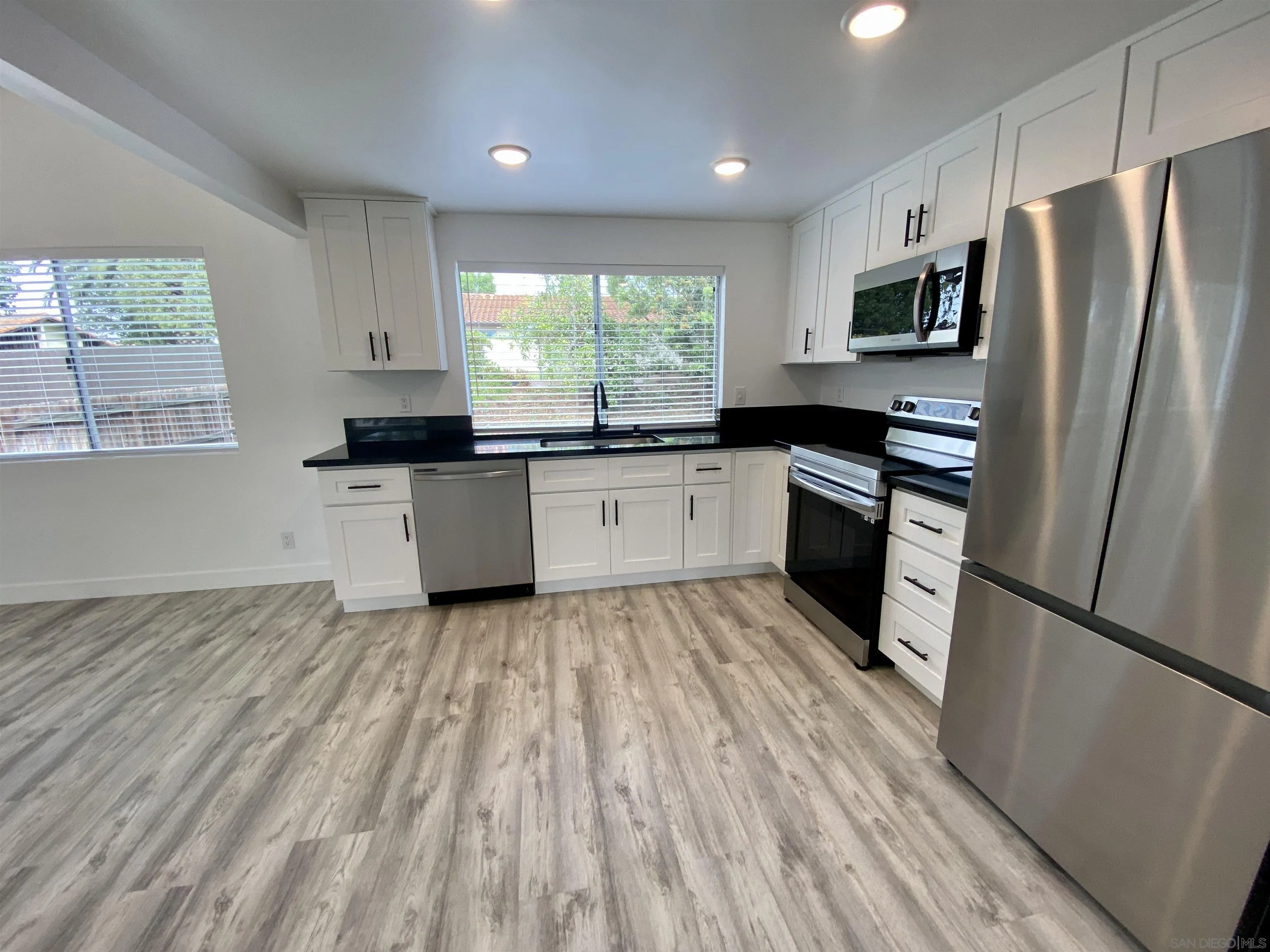 293 Chapalita Dr, Encinitas, CA, 92024