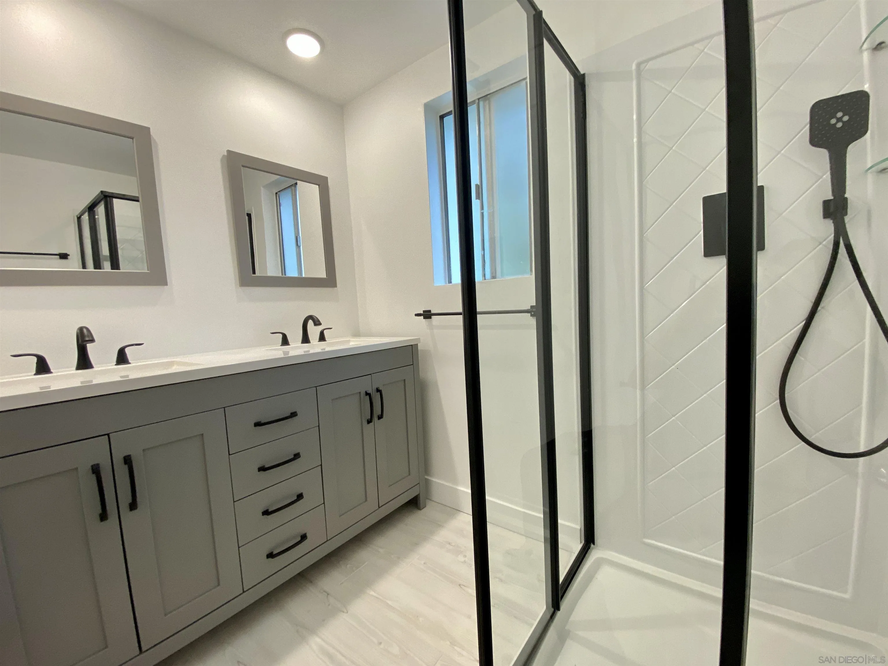 293 Chapalita Dr, Encinitas, CA, 92024