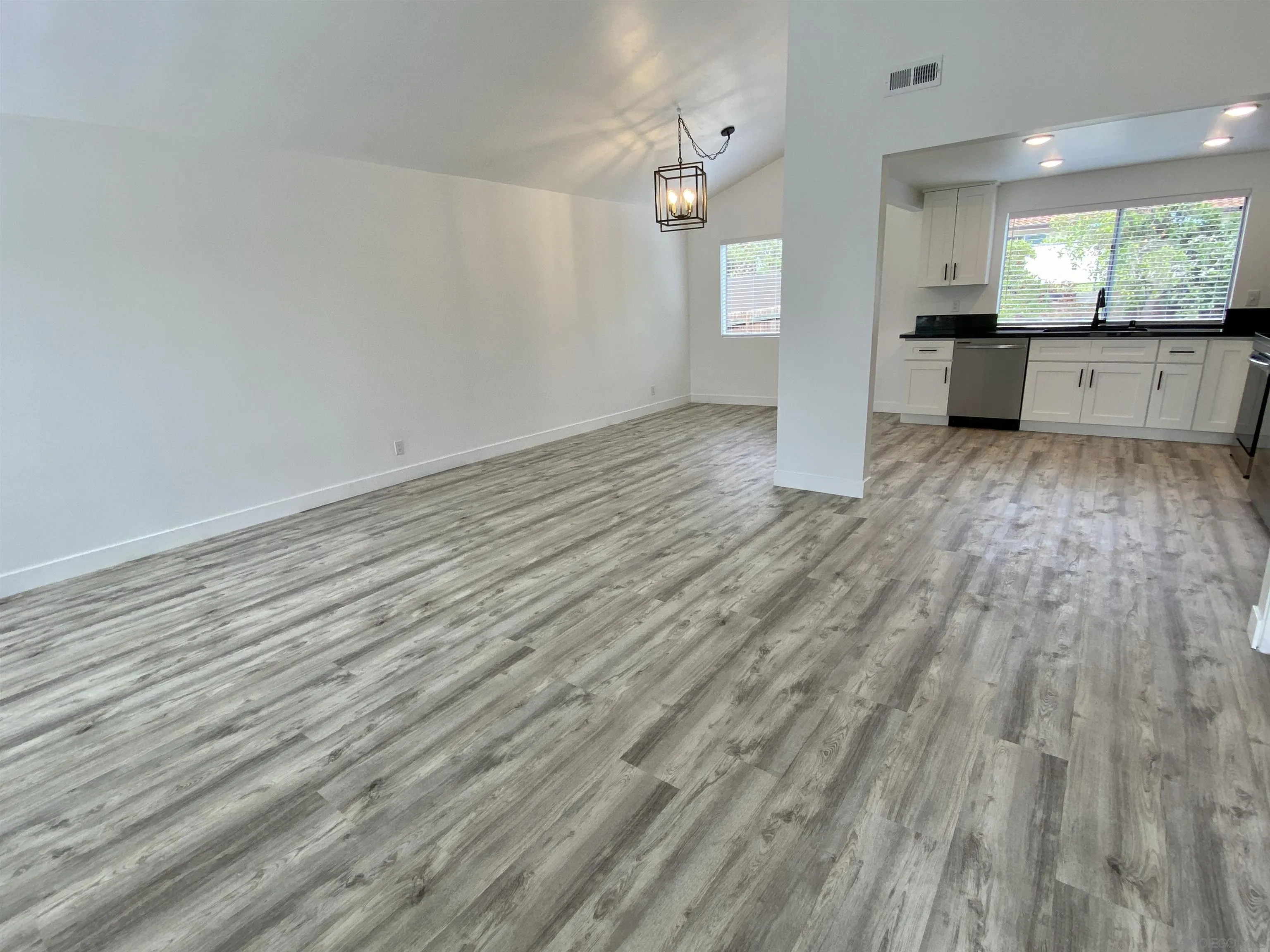 293 Chapalita Dr, Encinitas, CA, 92024