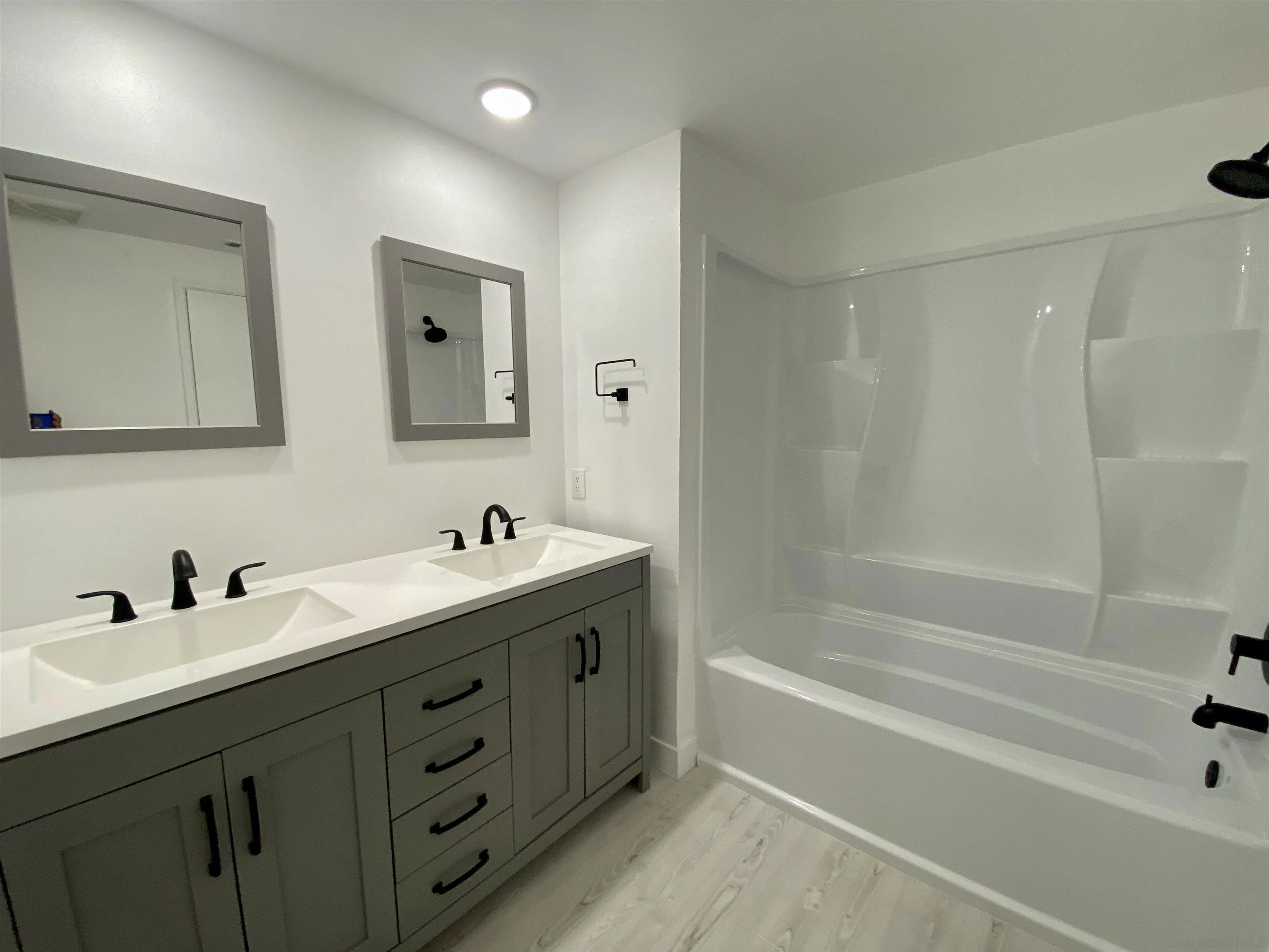 293 Chapalita Dr, Encinitas, CA, 92024