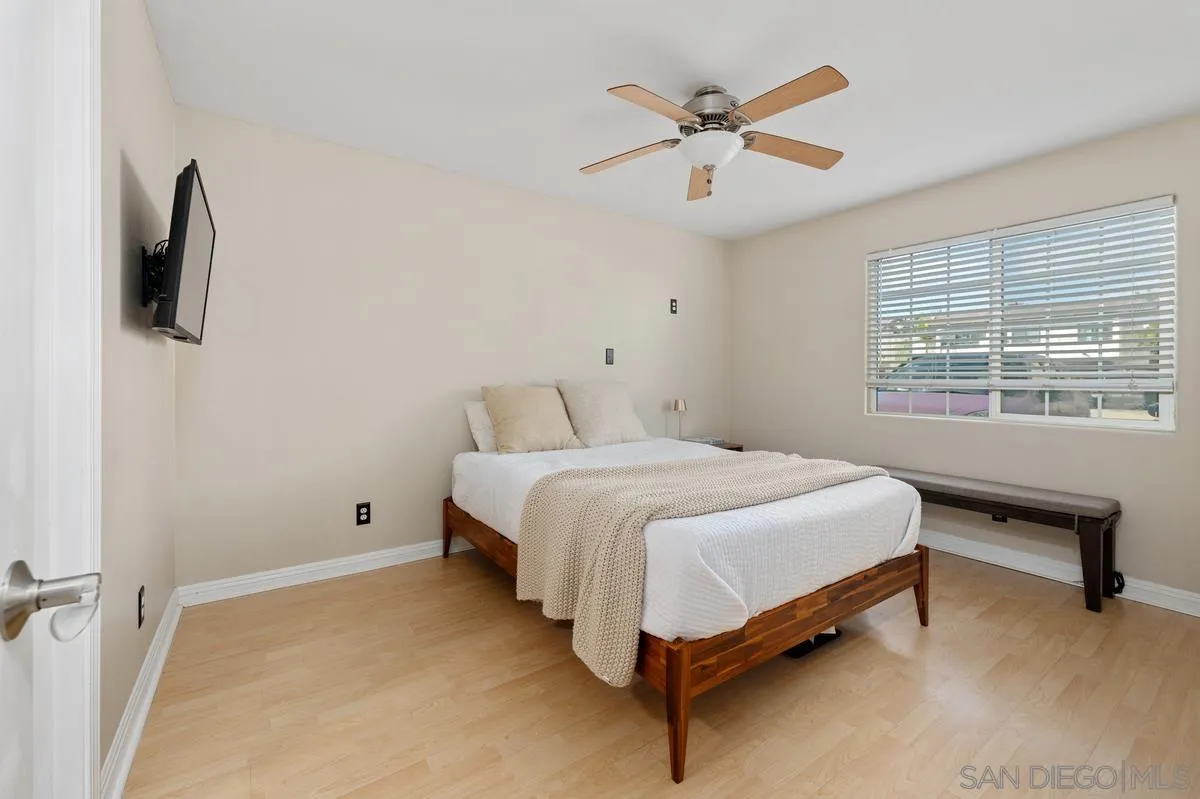 Photo #7: 260003947 Listing: Photo #7