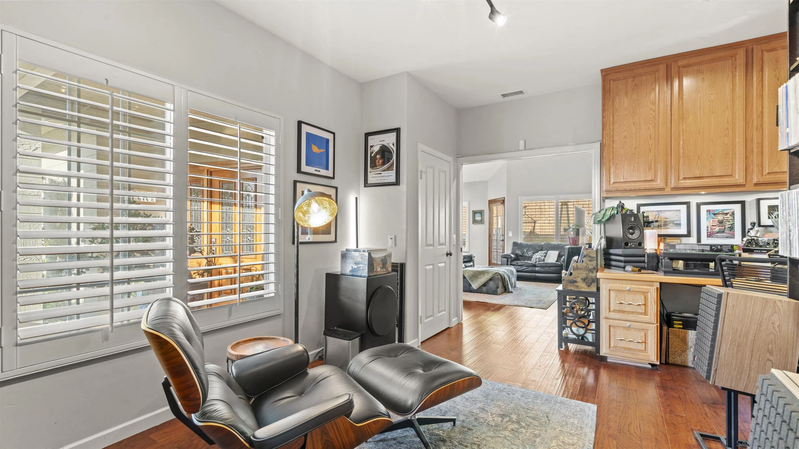 https://cdn.realtyfeed.com/cdn/127/260003952/2a958d757870789d166707d6cb02518b.webp