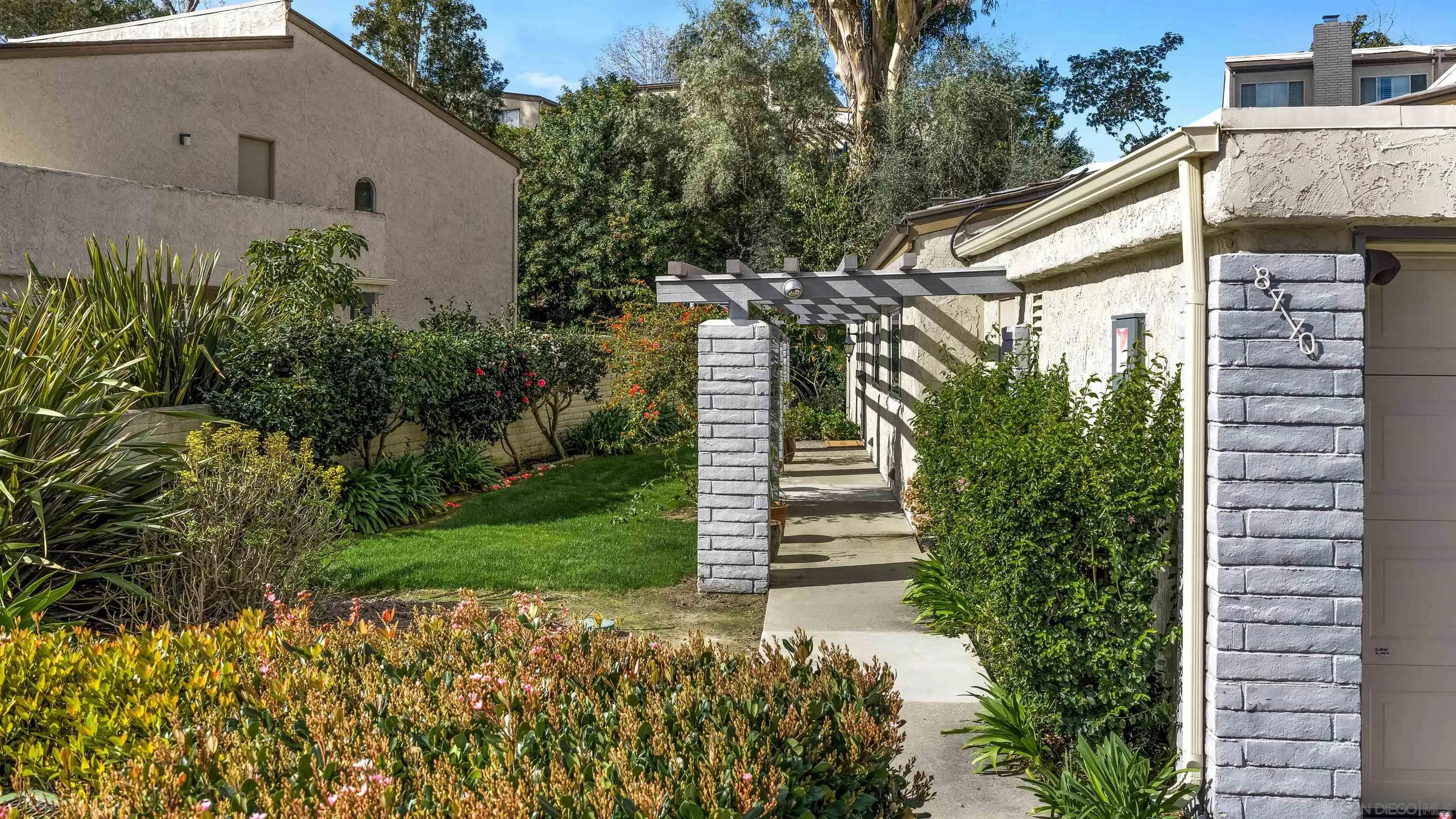 https://cdn.realtyfeed.com/cdn/127/260003953/9c50a0fb0f1300639e7a57320af5775f.webp