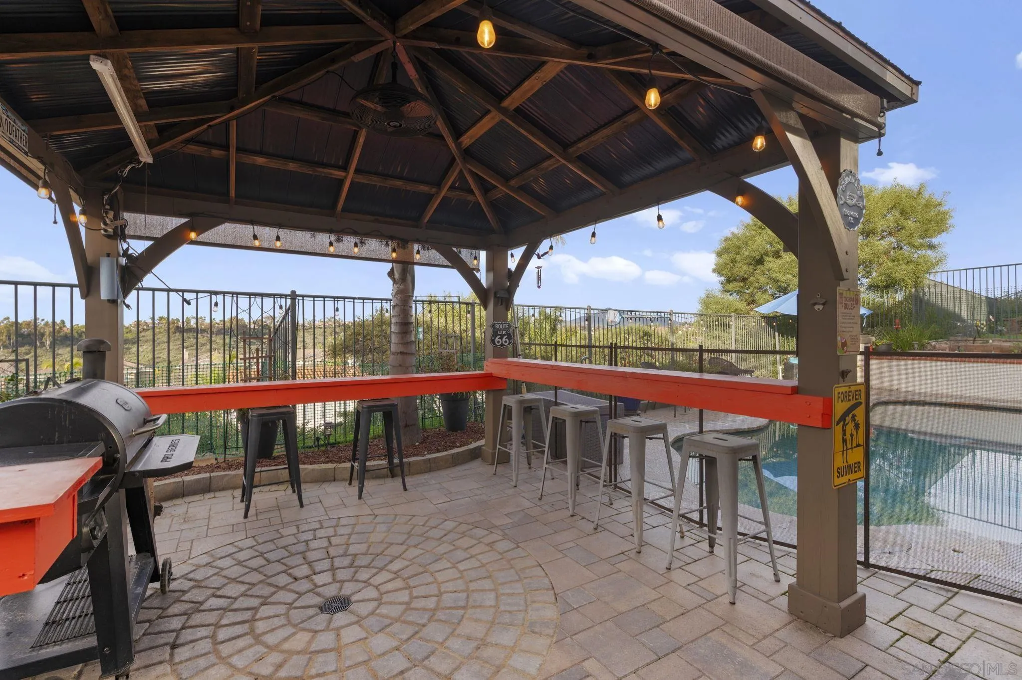 https://cdn.realtyfeed.com/cdn/127/260003956/36514e0b607cc225105167b24deb33d7.webp