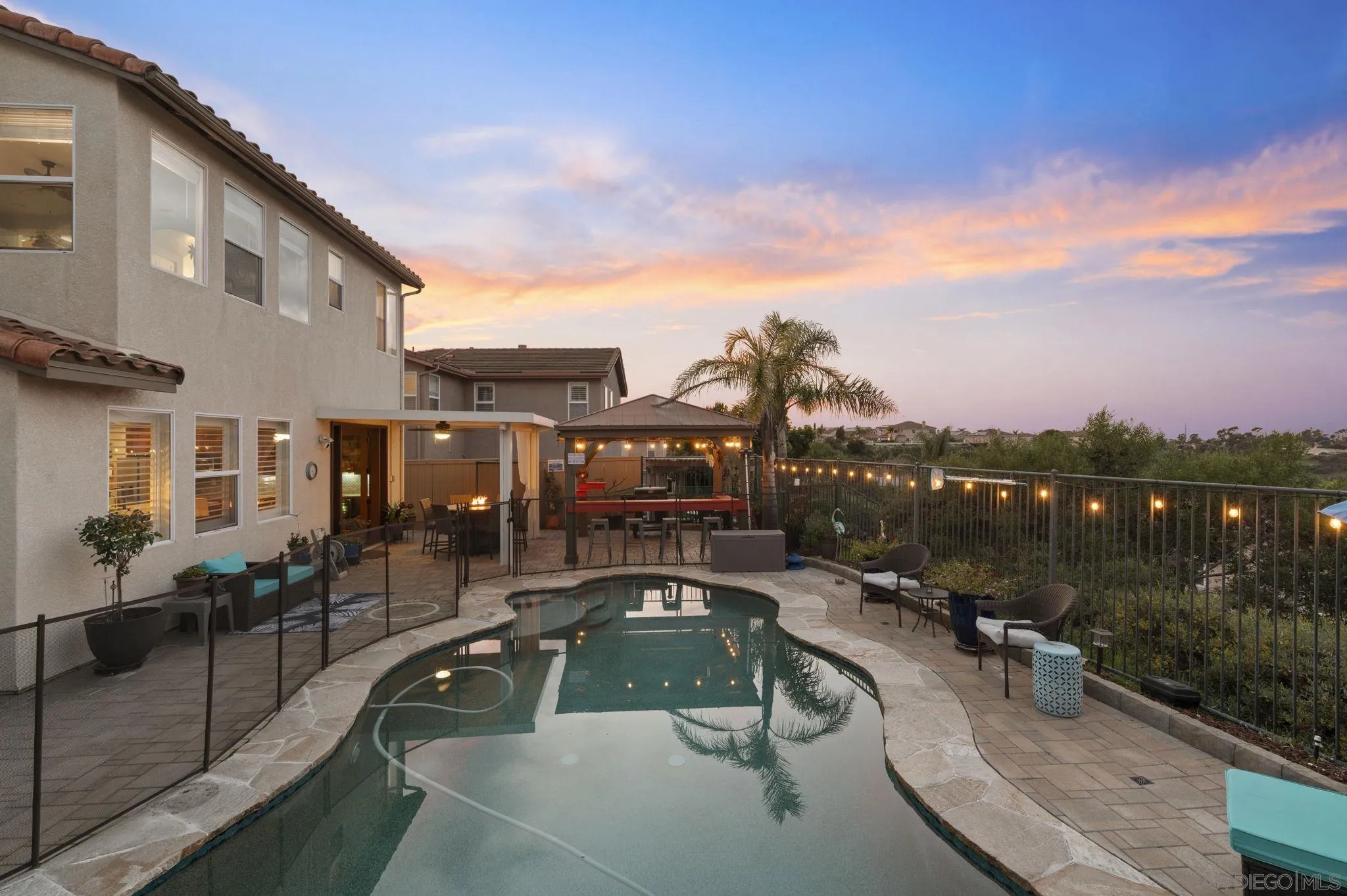 https://cdn.realtyfeed.com/cdn/127/260003956/ddc6c936458e35592a8e6fcb810ee468.webp