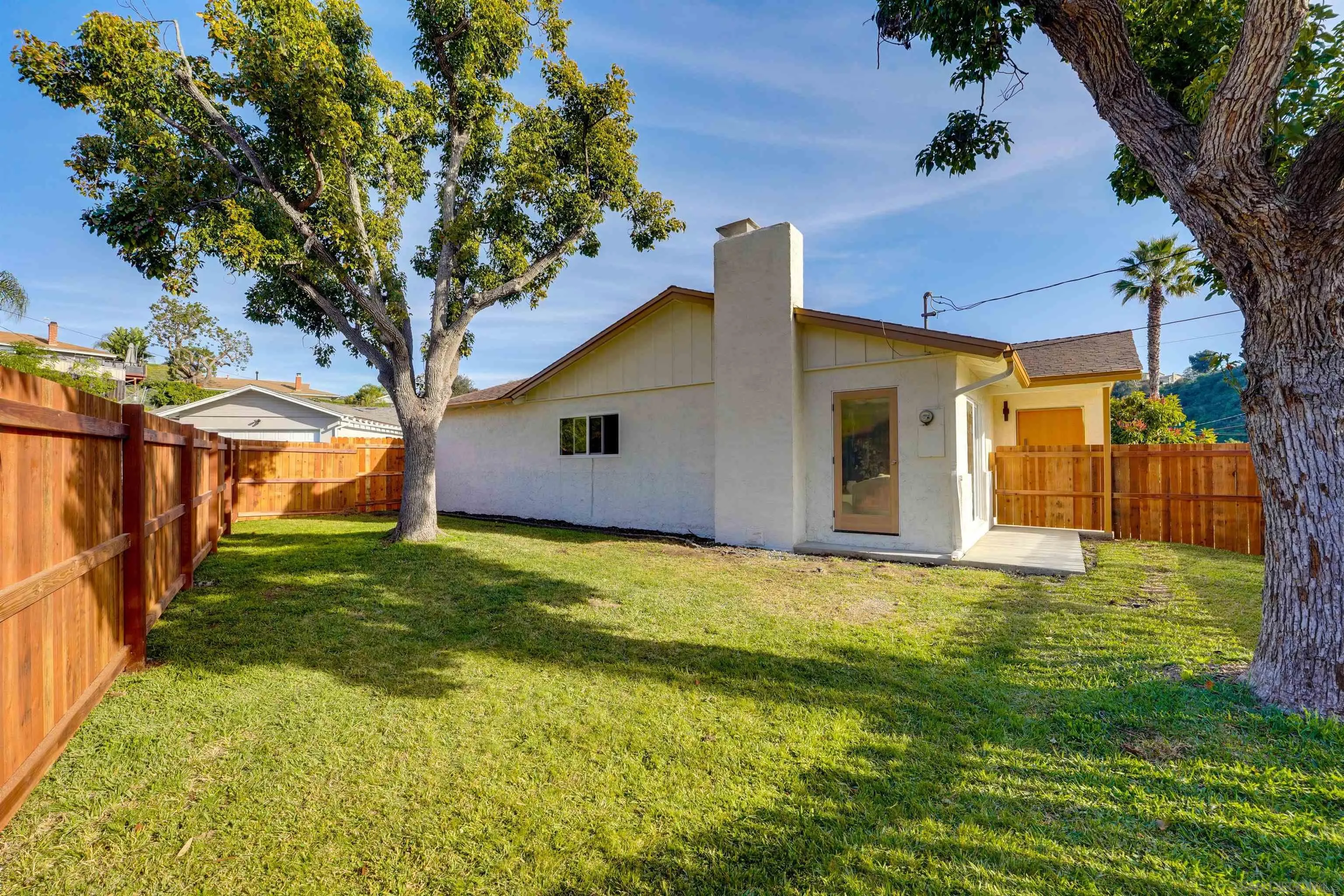https://cdn.realtyfeed.com/cdn/127/260003958/9ba1a80acf8706068c8cc4b667d29884.webp