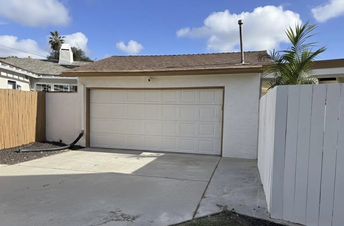 https://cdn.realtyfeed.com/cdn/127/260003958/ca6f1915ddacc6e6153eb859d4a500b1.webp