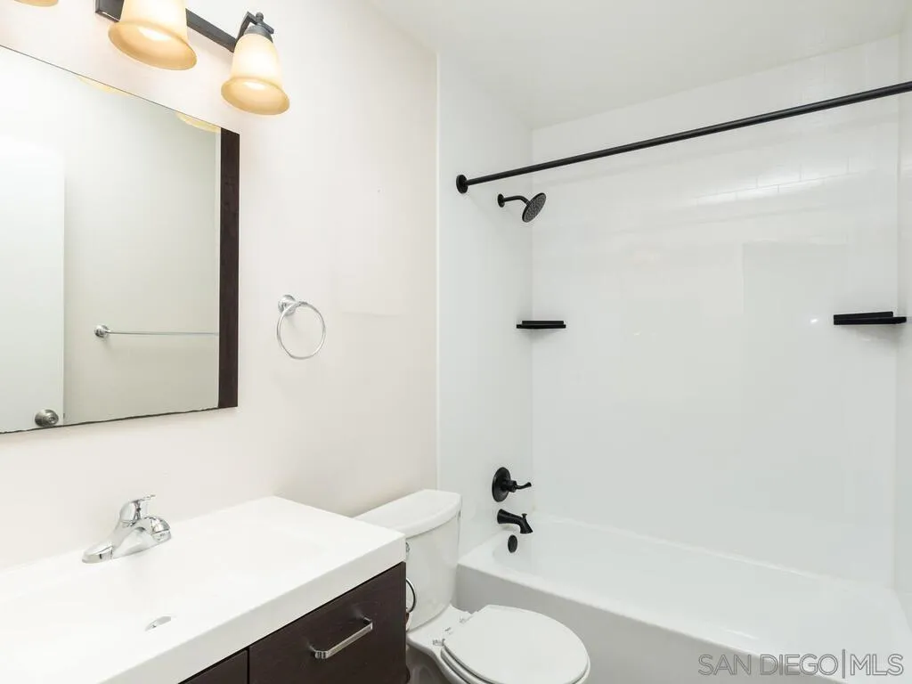 Photo #21: 260003959 Listing: Photo #21