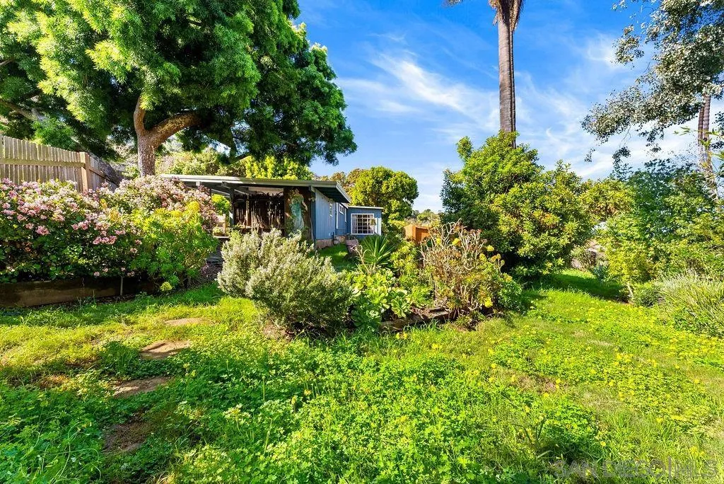 https://cdn.realtyfeed.com/cdn/127/260003961/bec9725ec25b781a9656f2d634ee0fa0.webp