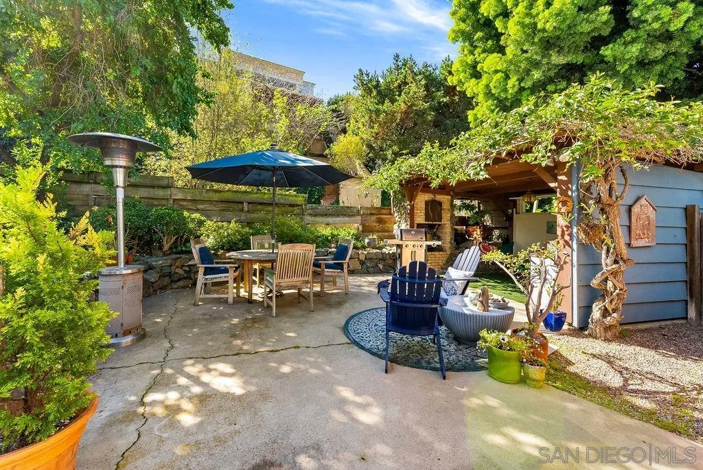 https://cdn.realtyfeed.com/cdn/127/260003961/f8b47f254122b0342afe21a2a427b5d7.webp