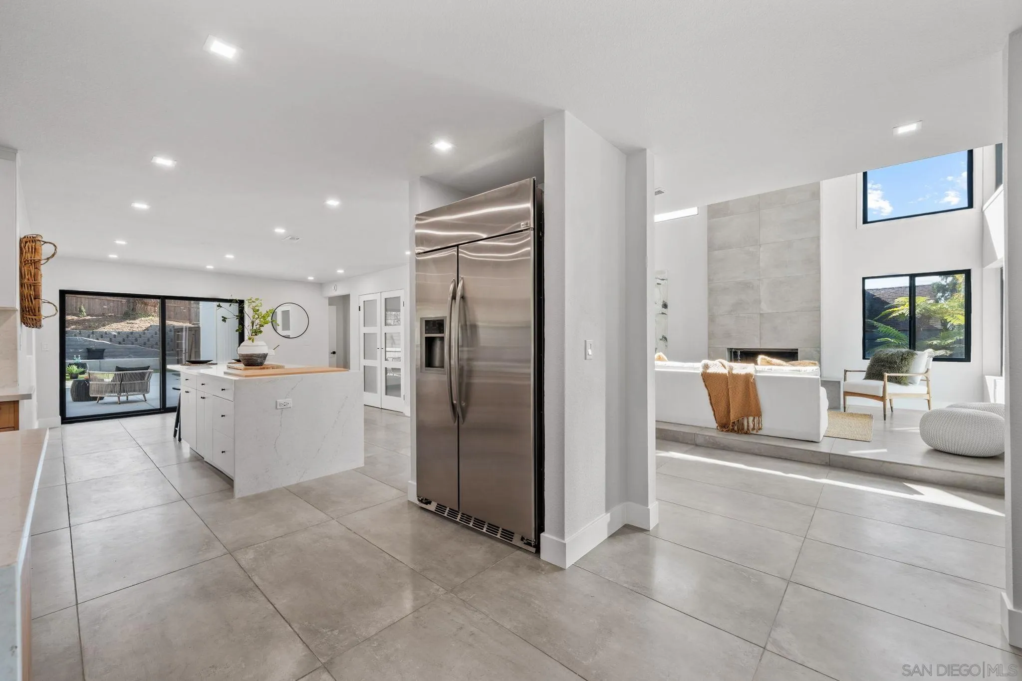 https://cdn.realtyfeed.com/cdn/127/260003963/442403adcfbf95e029a1f3265969d66f.webp