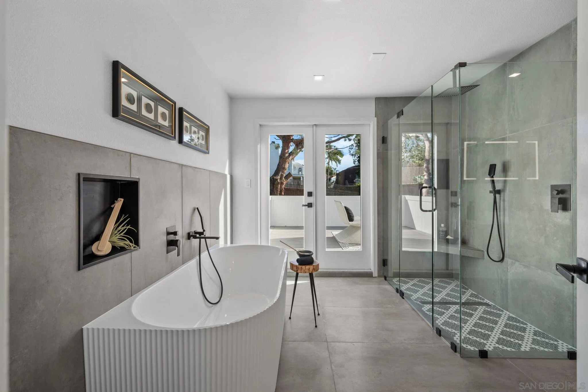 https://cdn.realtyfeed.com/cdn/127/260003963/8c2a502151ba5450156a0aabd238b19b.webp