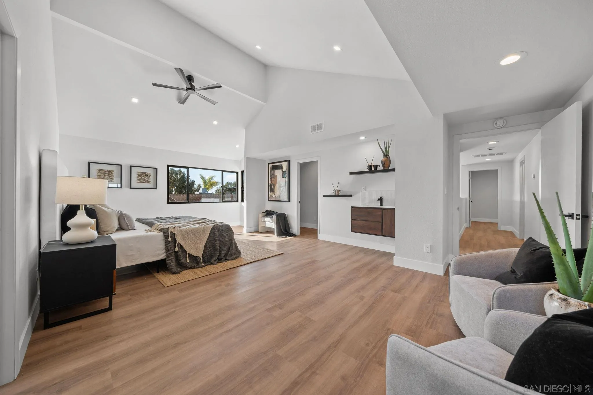 https://cdn.realtyfeed.com/cdn/127/260003963/e7b659631c7ca113c7fed559bc1ab3ad.webp