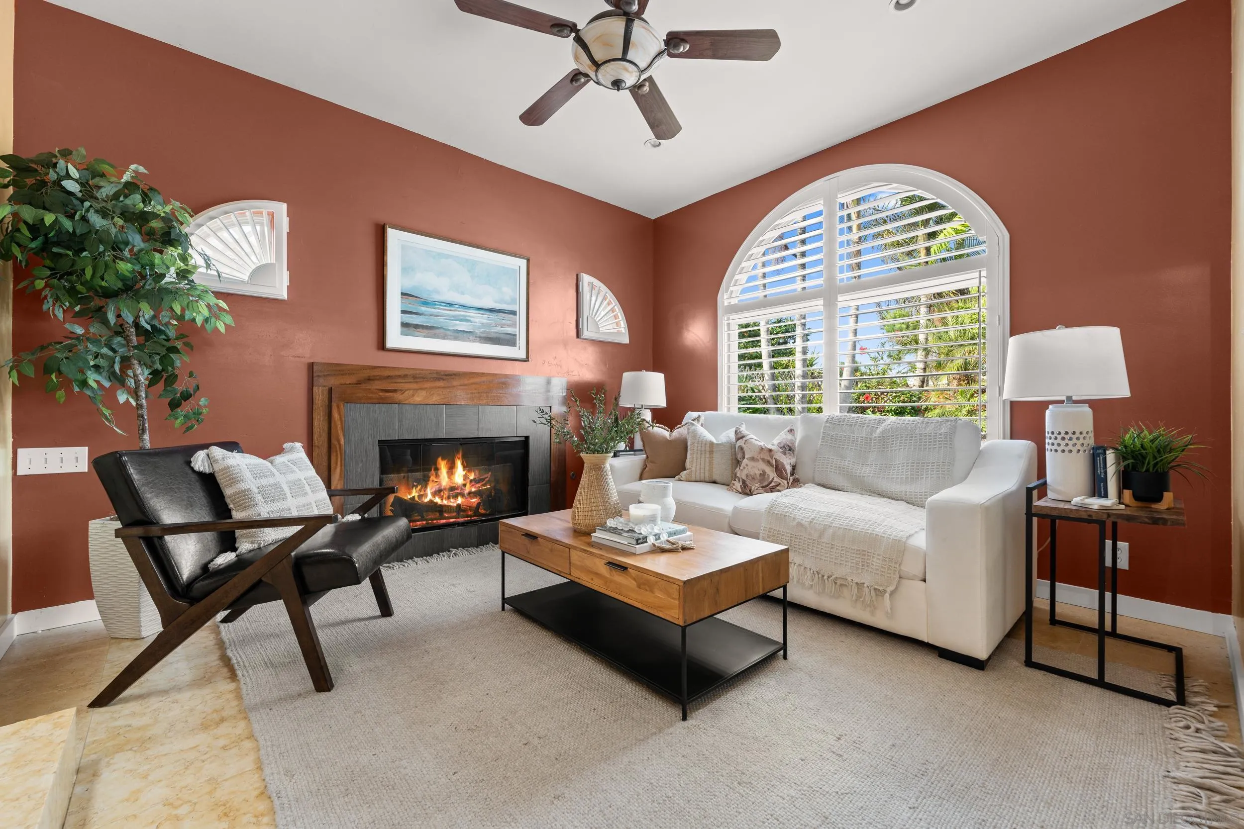 https://cdn.realtyfeed.com/cdn/127/260003969/cf2f356dfacdf6baf271bc5c47f1ffb6.webp