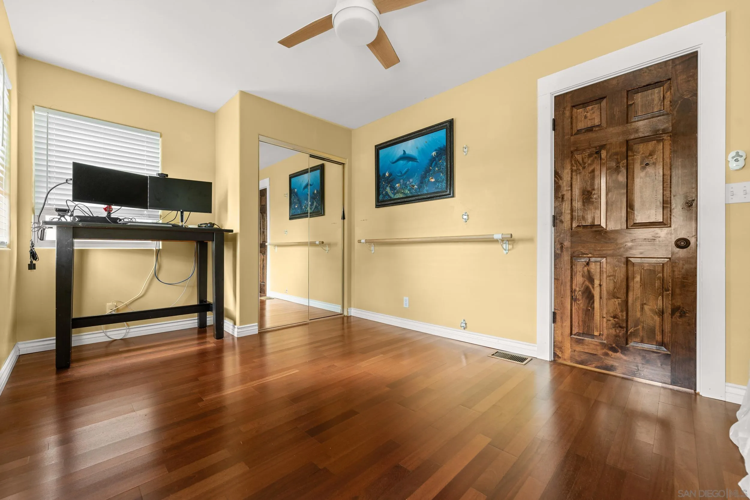 https://cdn.realtyfeed.com/cdn/127/260003969/f4050122d1955ee02f94858aa7af55b7.webp