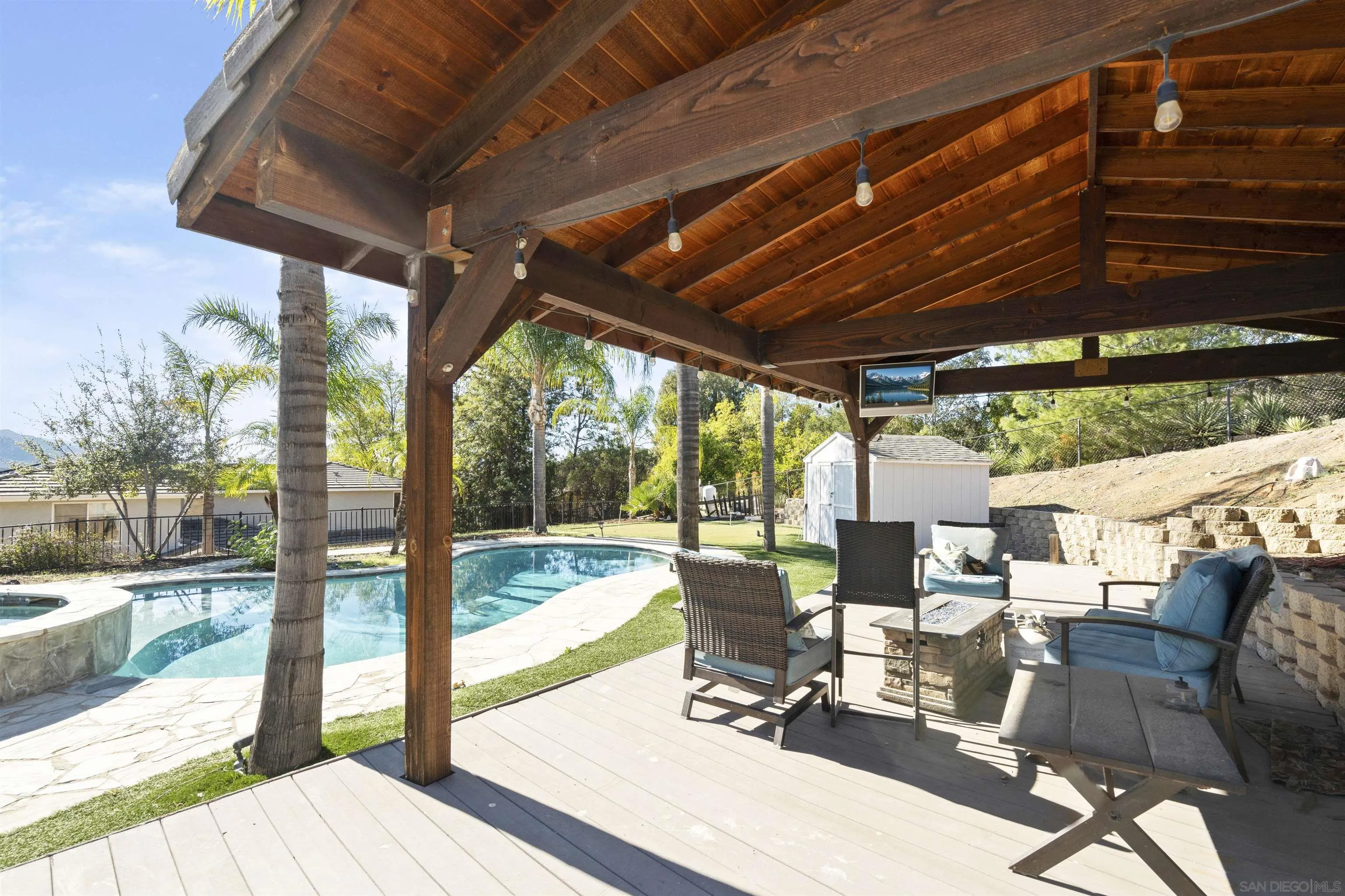 https://cdn.realtyfeed.com/cdn/127/260003971/b3c8c9786b357035e29966ac3ff98018.webp