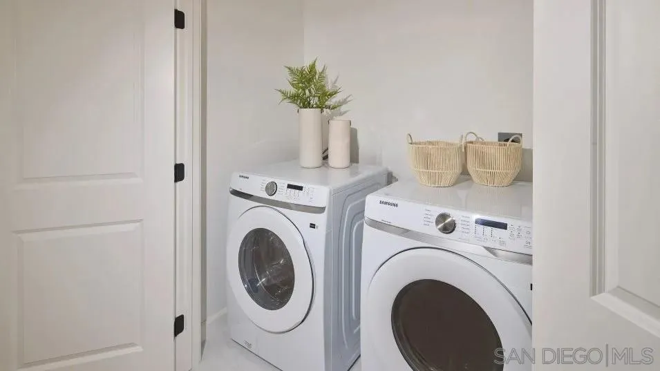 Photo #7: 260003972 Listing: Photo #7