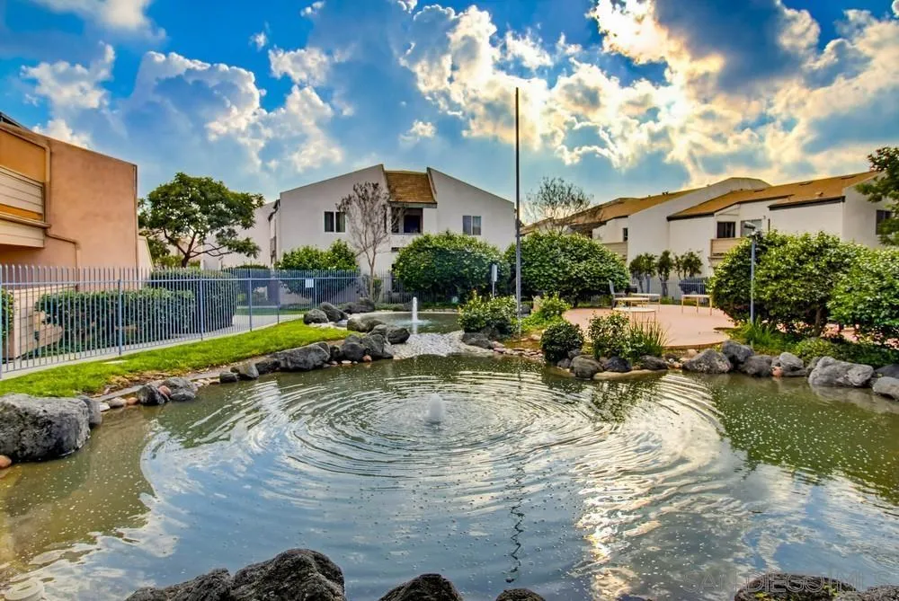 Photo #44: 260003975 Listing: Photo #44