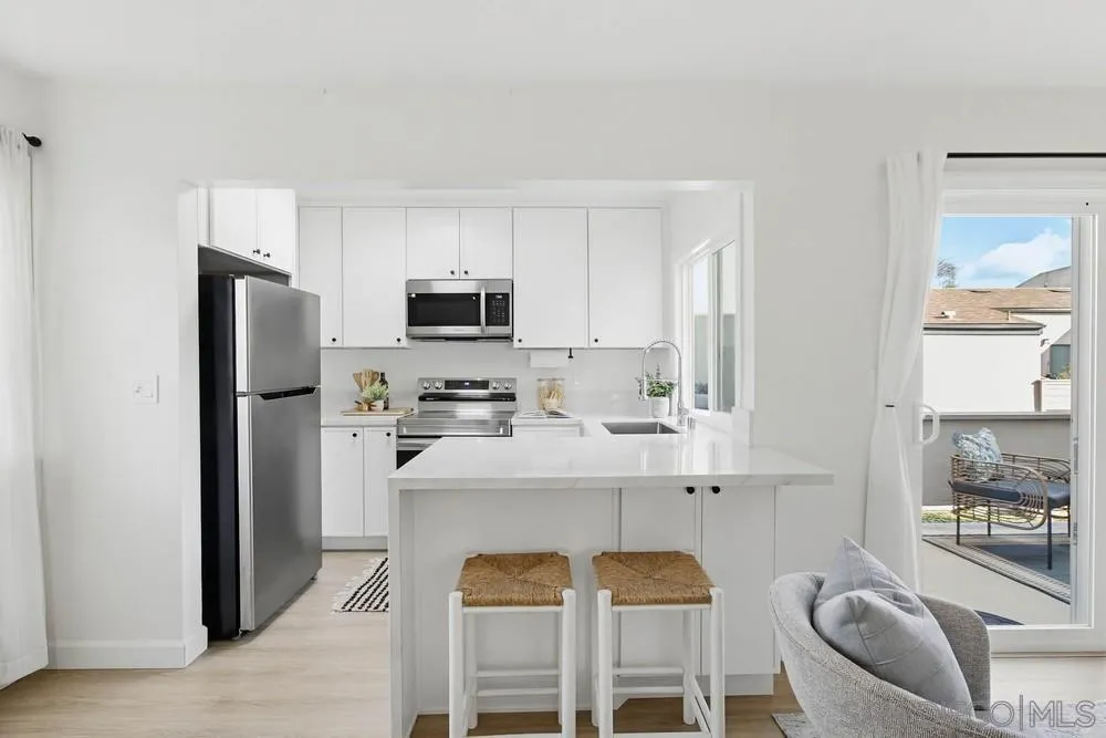 Photo #13: 260003975 Listing: Photo #13