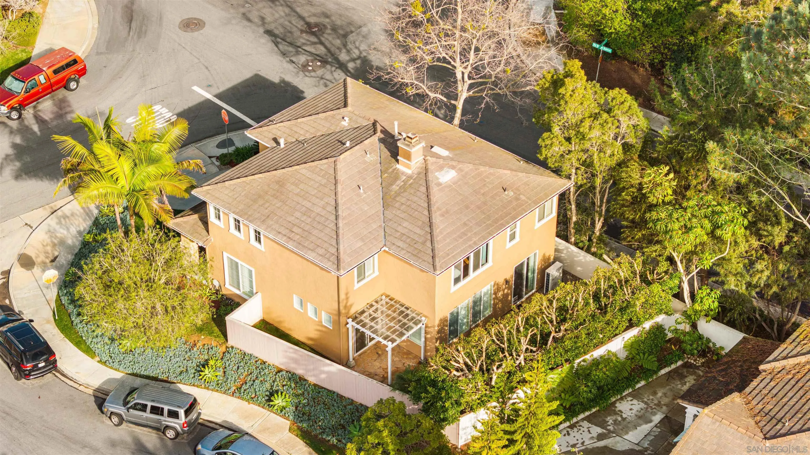 https://cdn.realtyfeed.com/cdn/127/260003978/8dd54e91e39b932852e4c7ea2b939439.webp