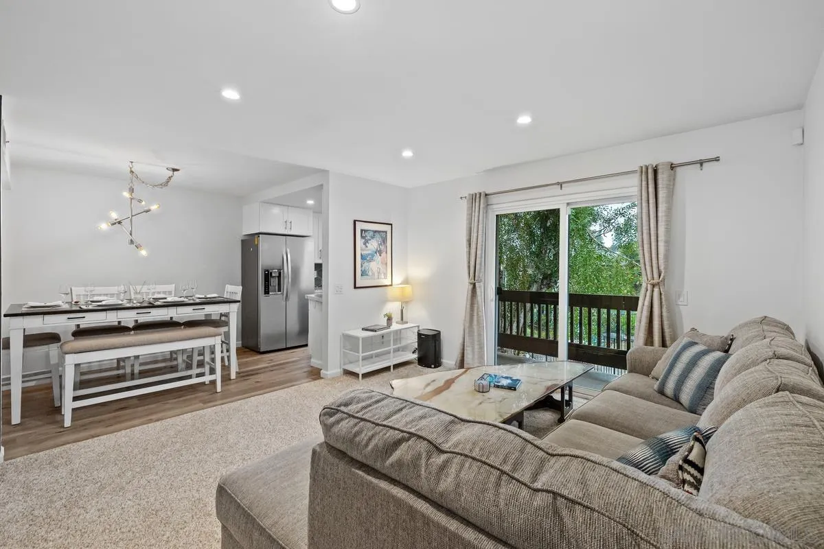 Photo #2: 260003981 Listing: Photo #2