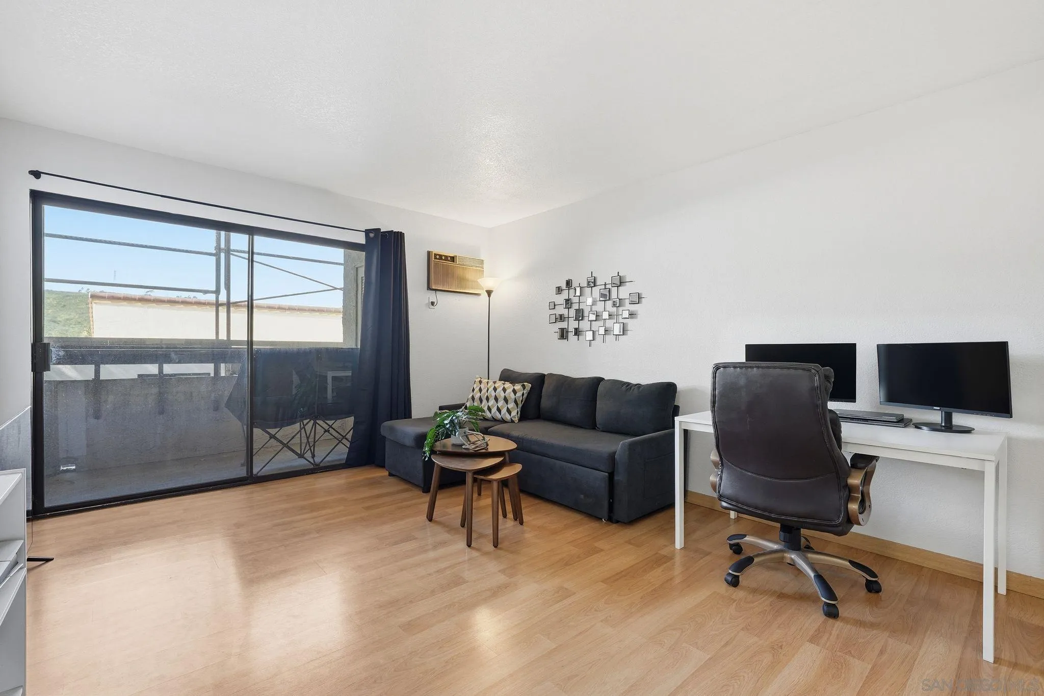 Photo #5: 260003983 Listing: Photo #5