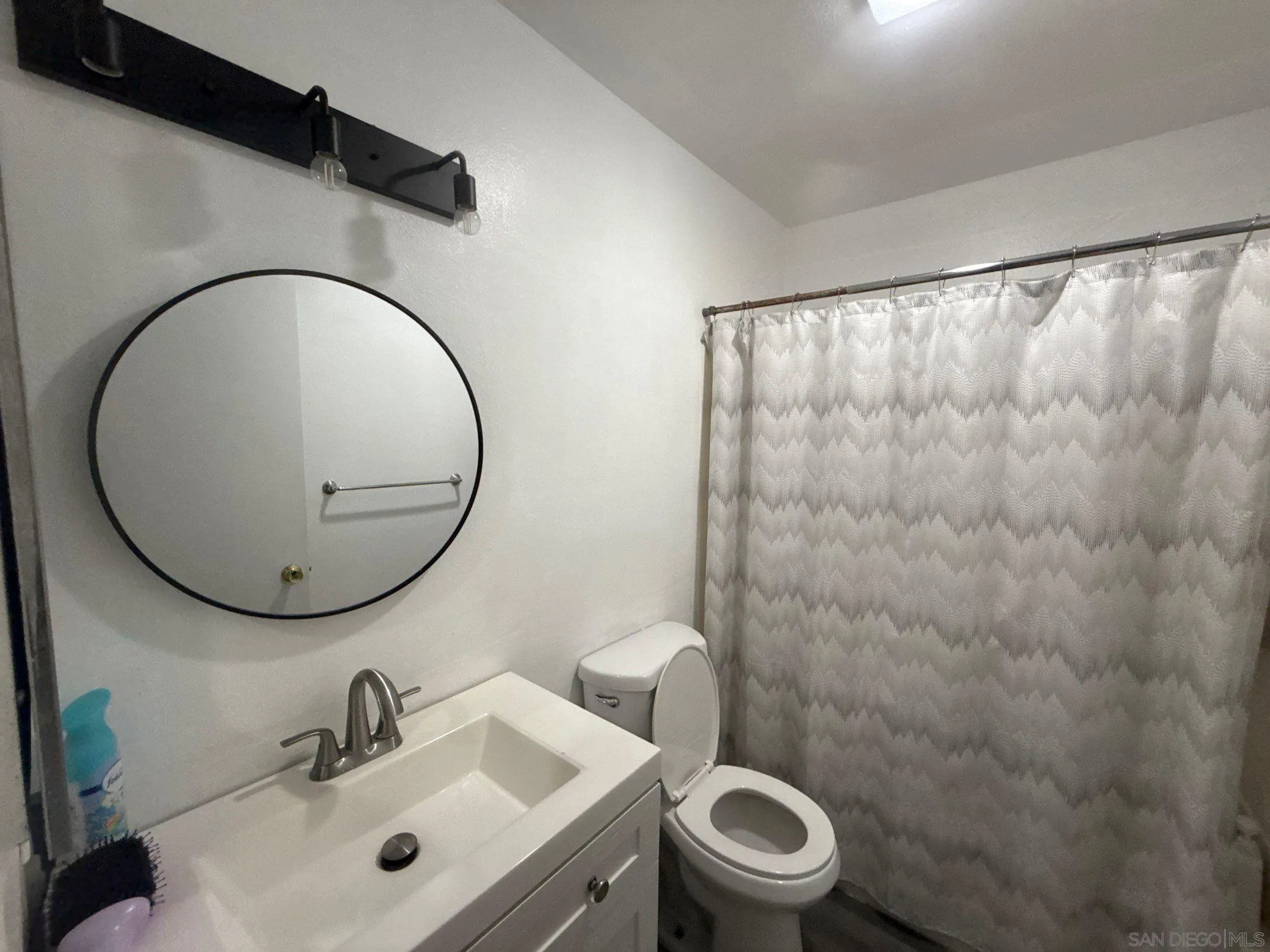 Photo #28: 260003985 Listing: Photo #28