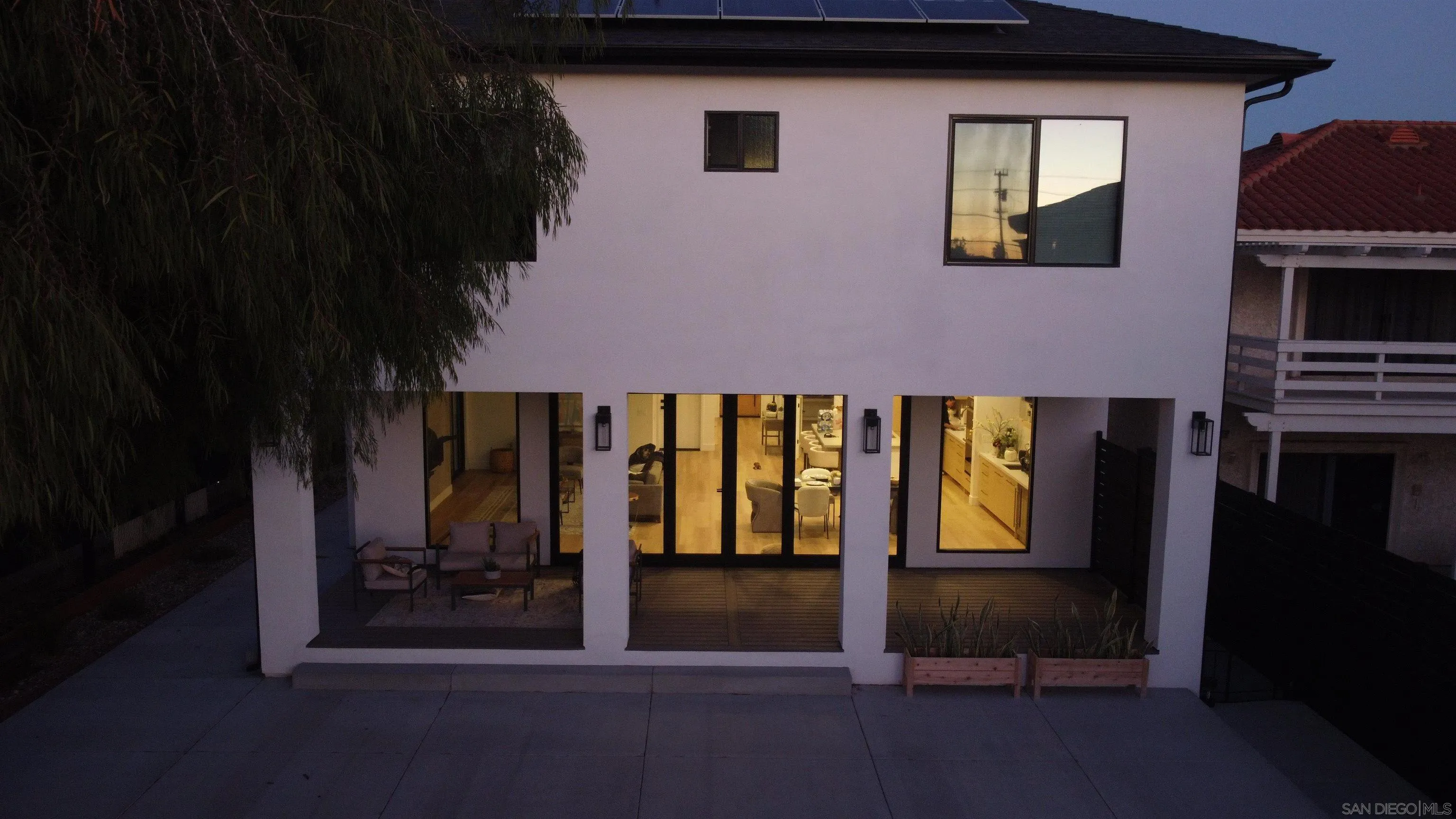 https://cdn.realtyfeed.com/cdn/127/260003992/cf680008de500a95c75ca2436d37f491.webp