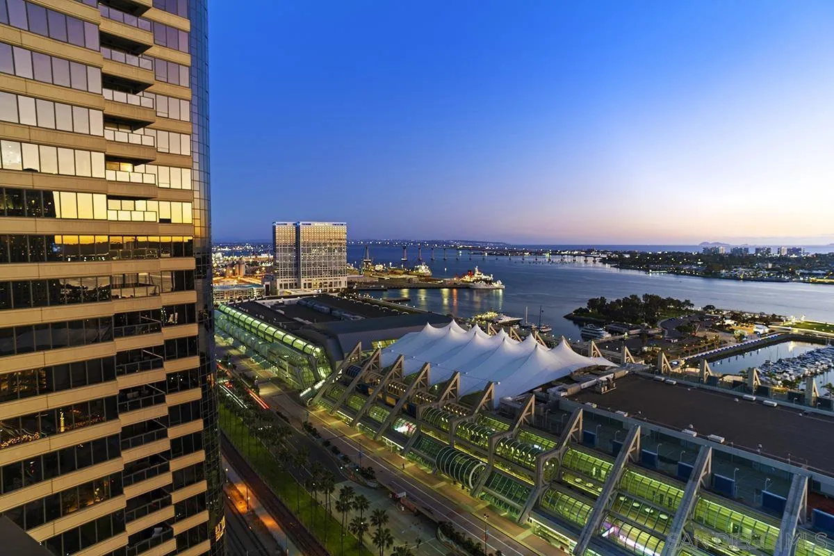 https://cdn.realtyfeed.com/cdn/127/260003999/2c022768cd017870f3a86f8dfcf9b486.webp