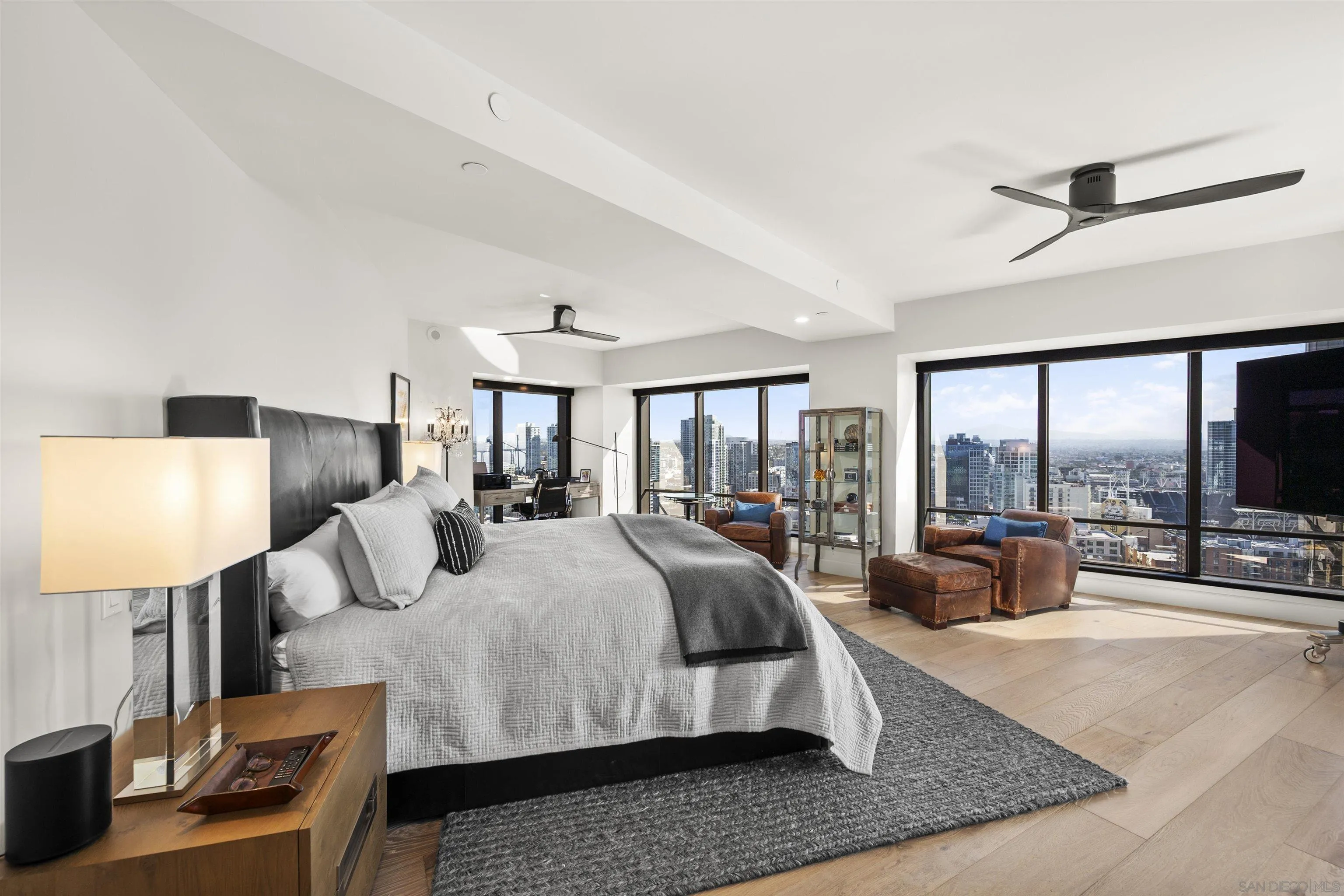 https://cdn.realtyfeed.com/cdn/127/260003999/92be081eab7fa9d9a3050074f9d31e3c.webp