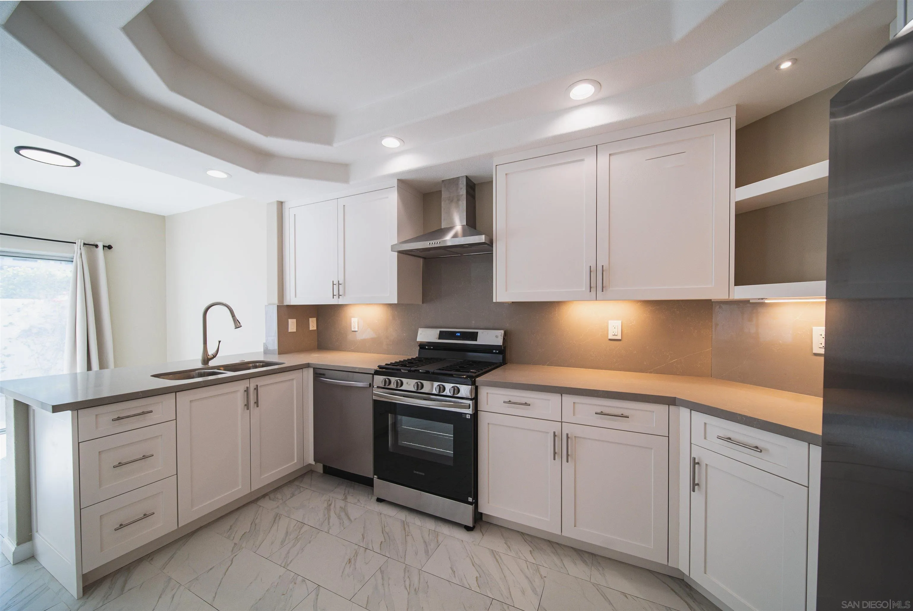 Photo #9: 260004007 Listing: Photo #9