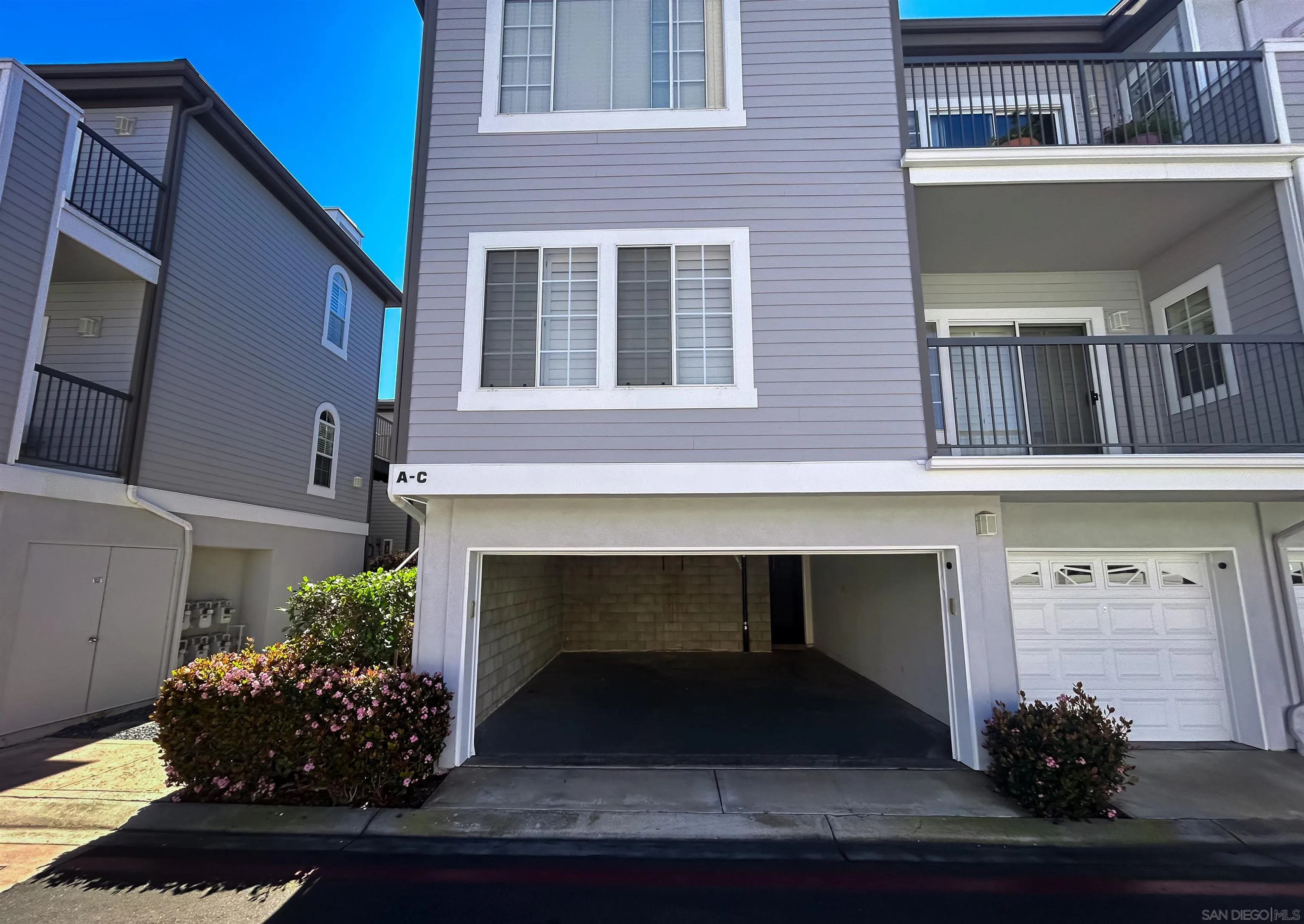Photo #29: 260004007 Listing: Photo #29