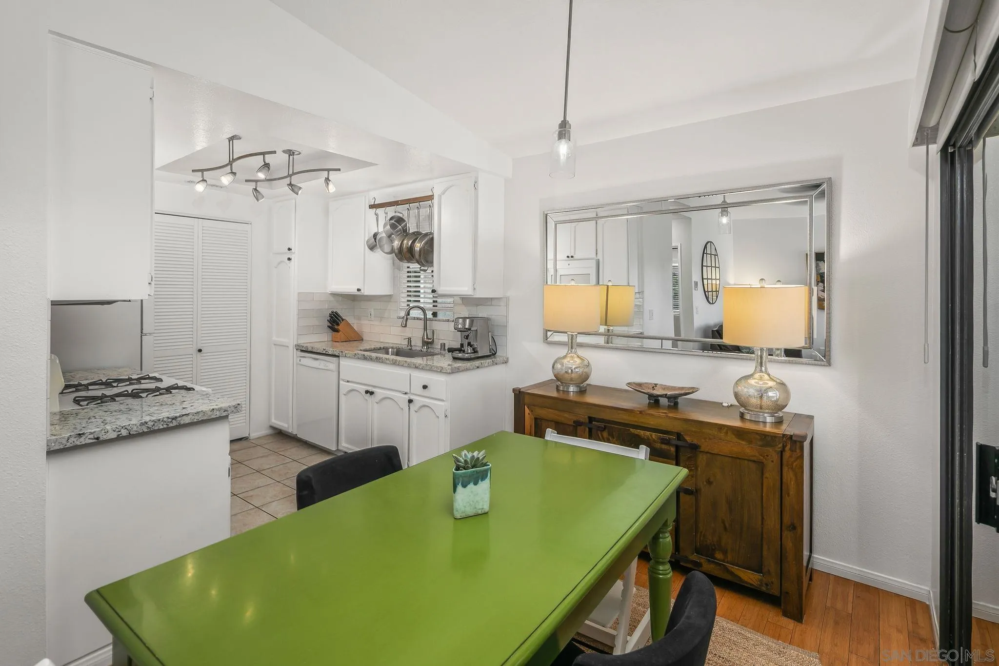 Photo #19: 260004014 Listing: Photo #19